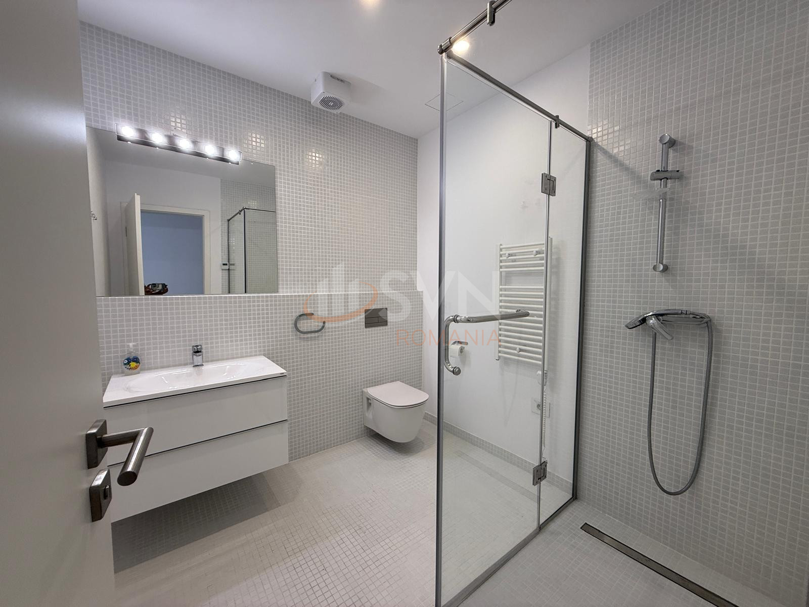 Apartament, 4 camere Bucuresti/Dacia