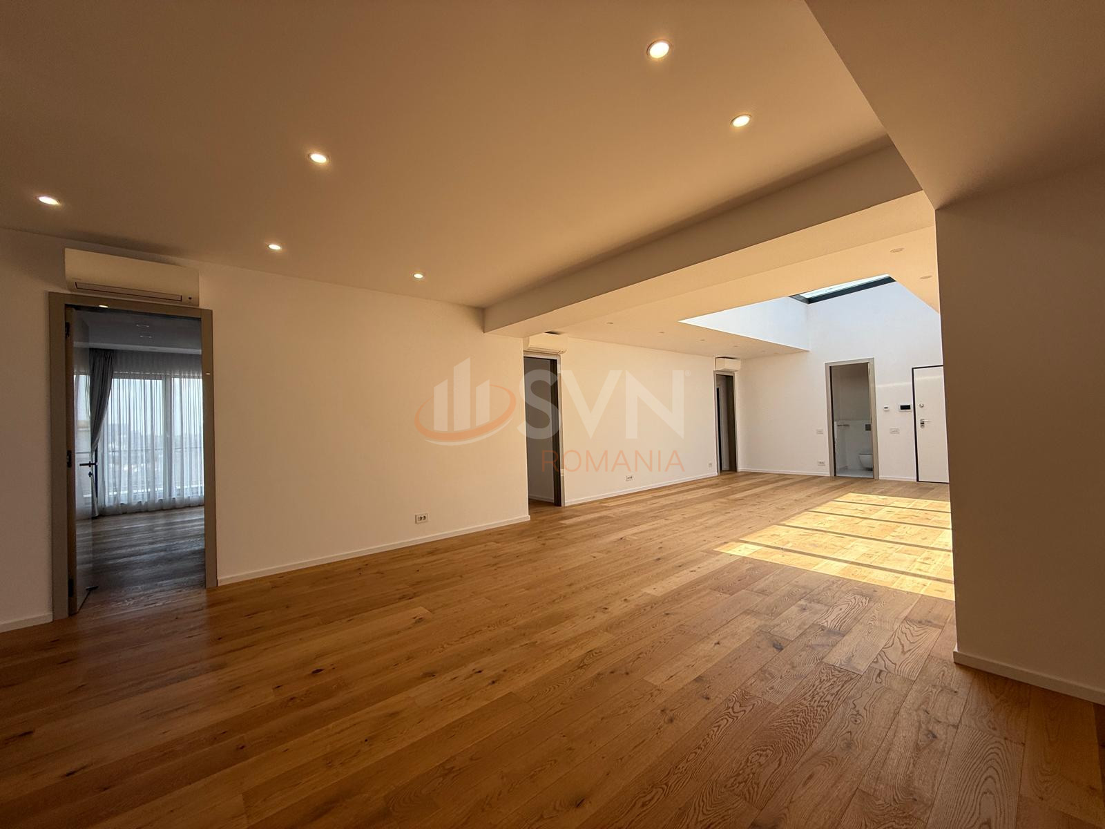 Apartament, 4 camere Bucuresti/Dacia