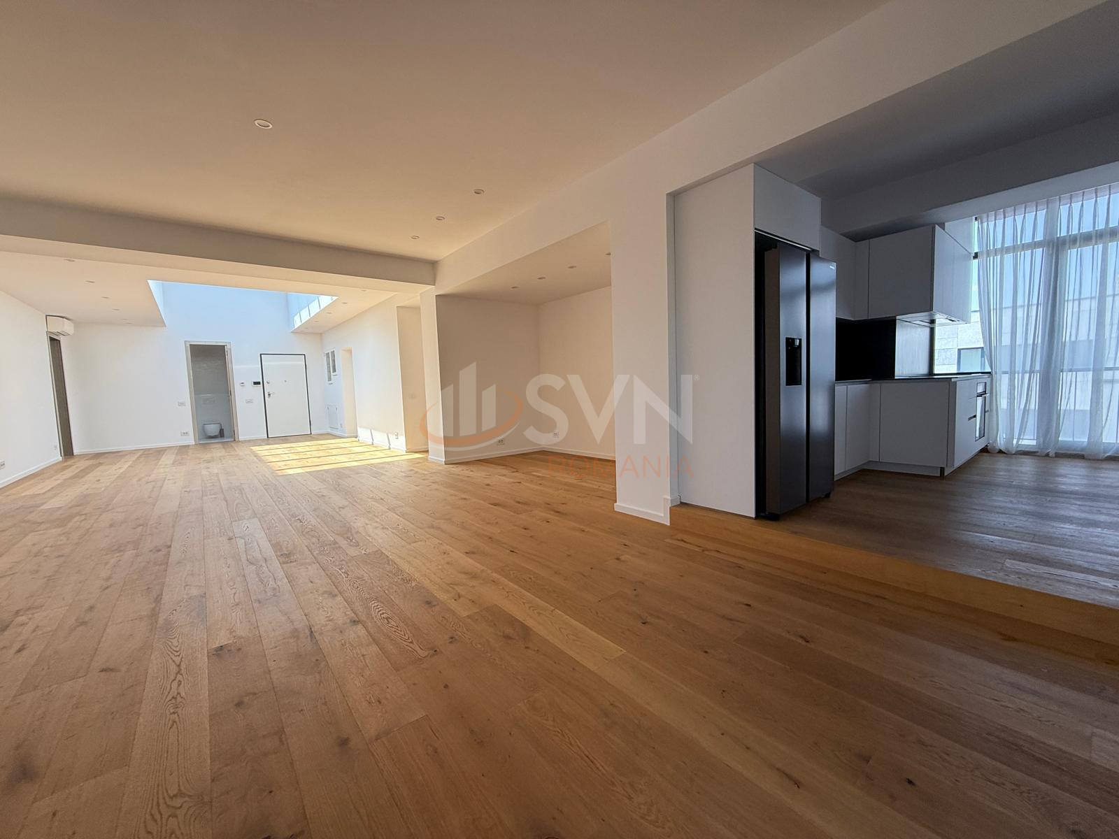 Apartament, 4 camere Bucuresti/Dacia