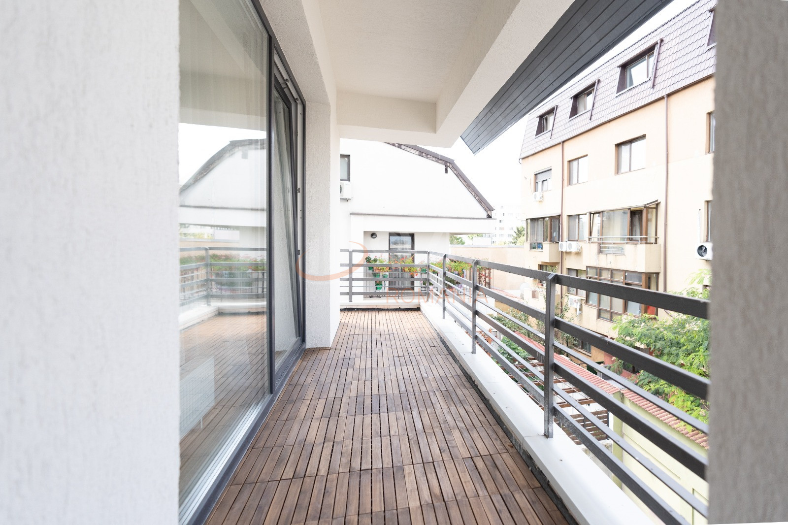Apartament, 4 camere Bucuresti/Domenii