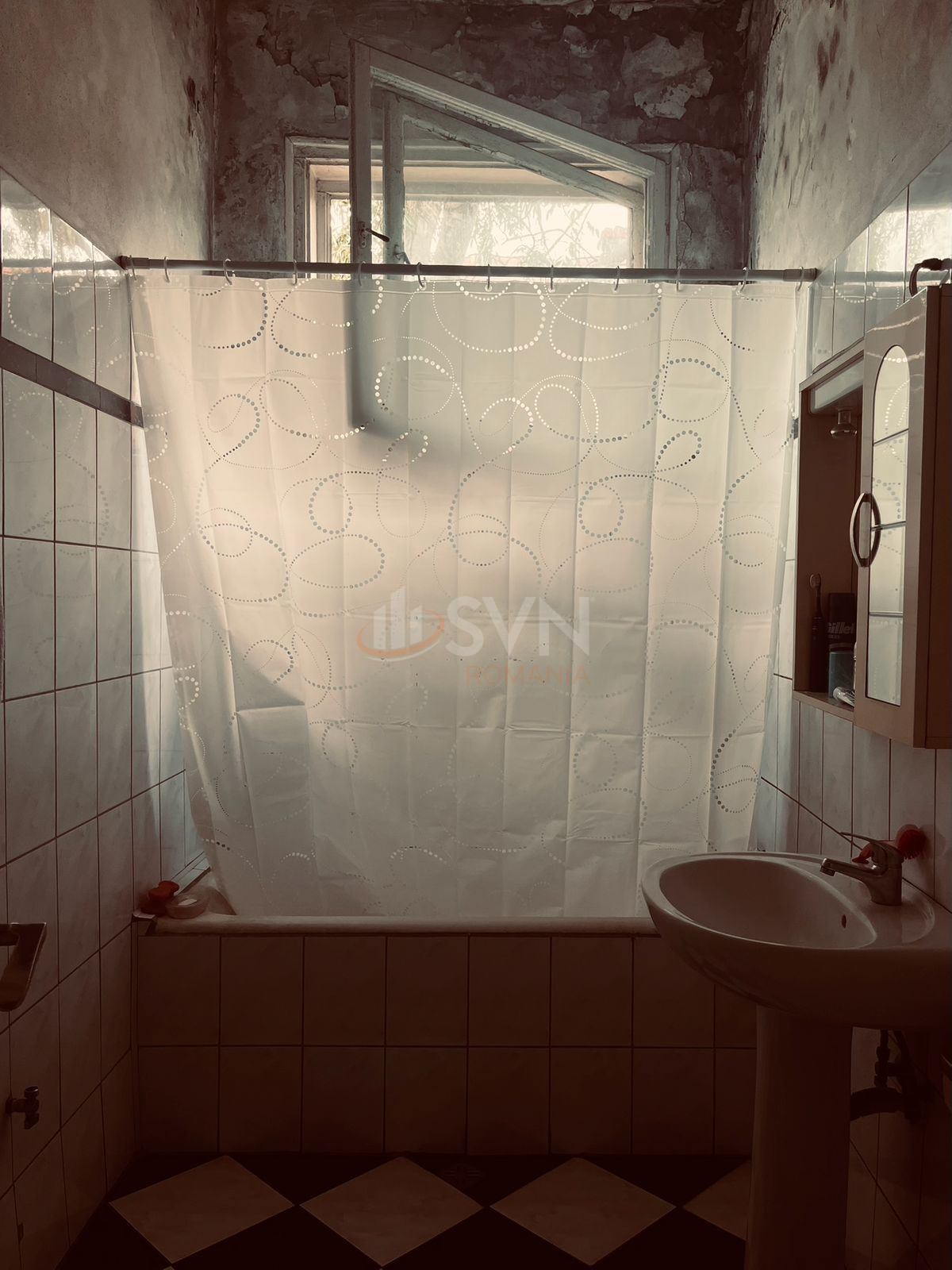 Apartament, 4 camere Bucuresti/Armeneasca