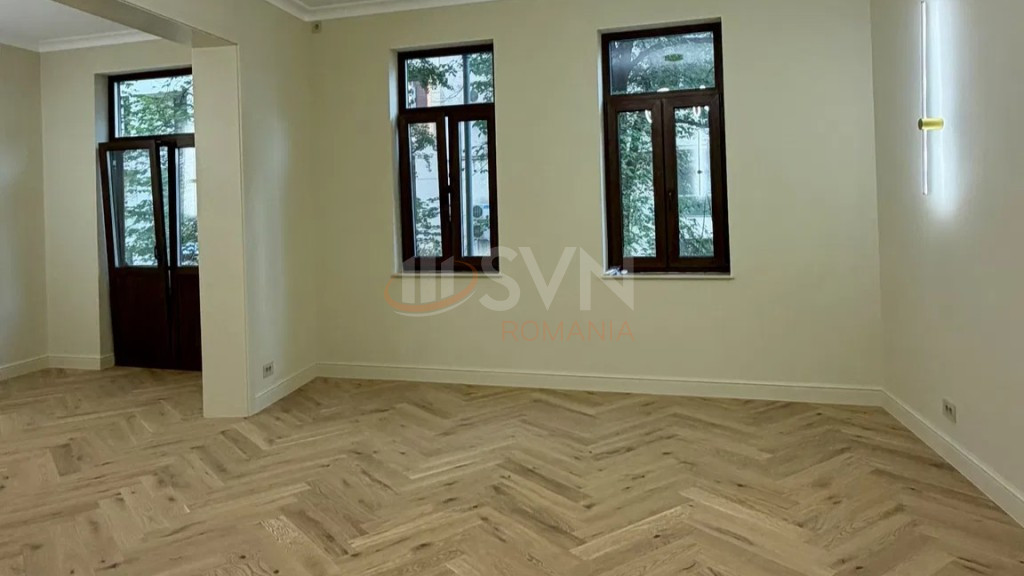 Apartament, 4 camere Bucuresti/Dacia