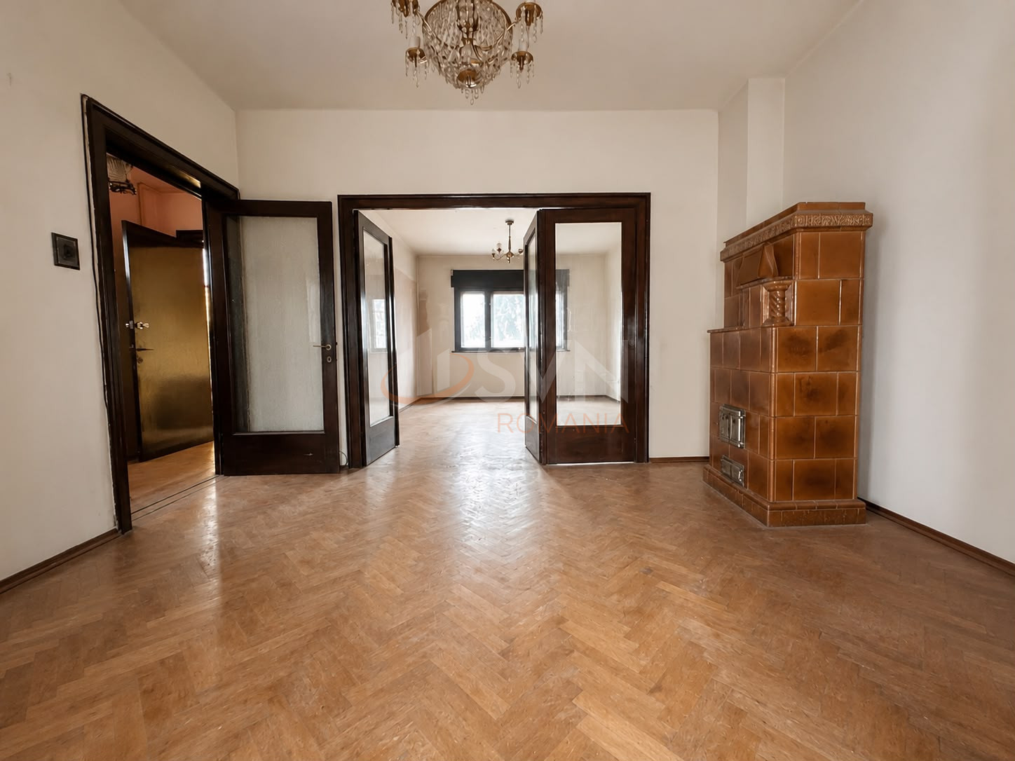 Apartament, 4 camere Bucuresti/Decebal