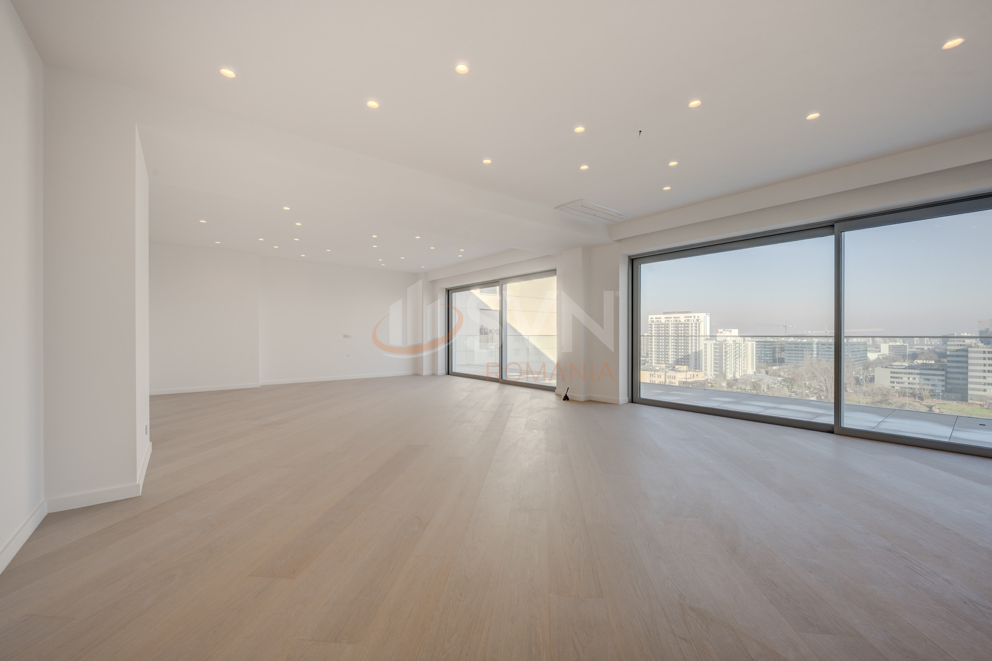 Apartament, 4 camere Bucuresti/Aviatiei