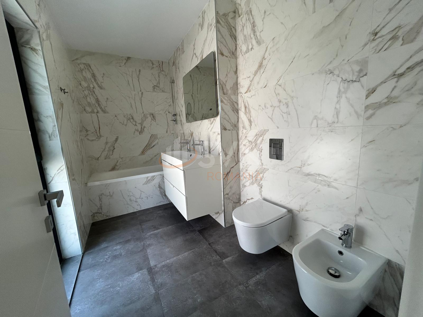 Apartament, 4 camere Bucuresti/Pipera