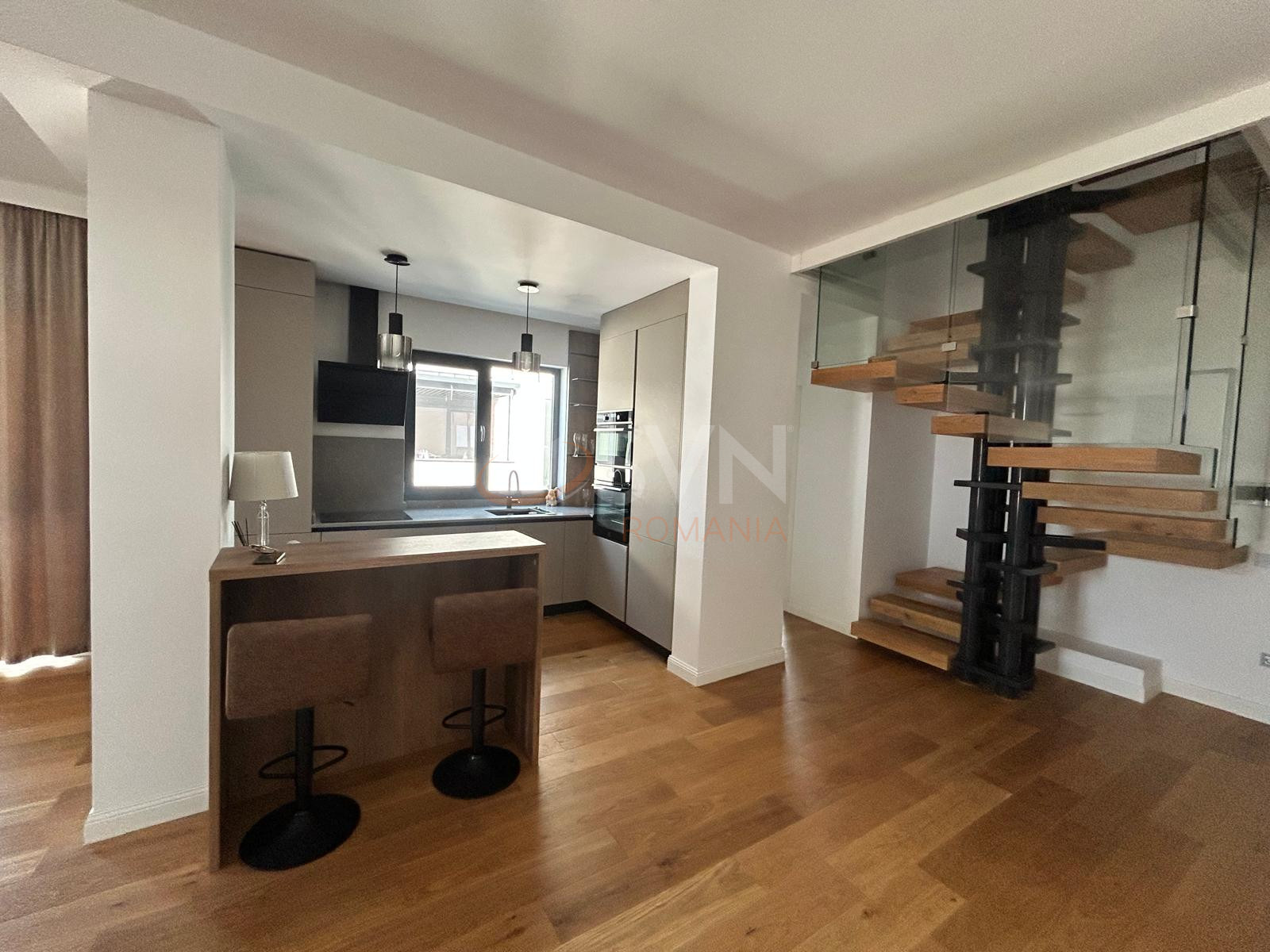 Apartament, 4 camere Bucuresti/Pipera