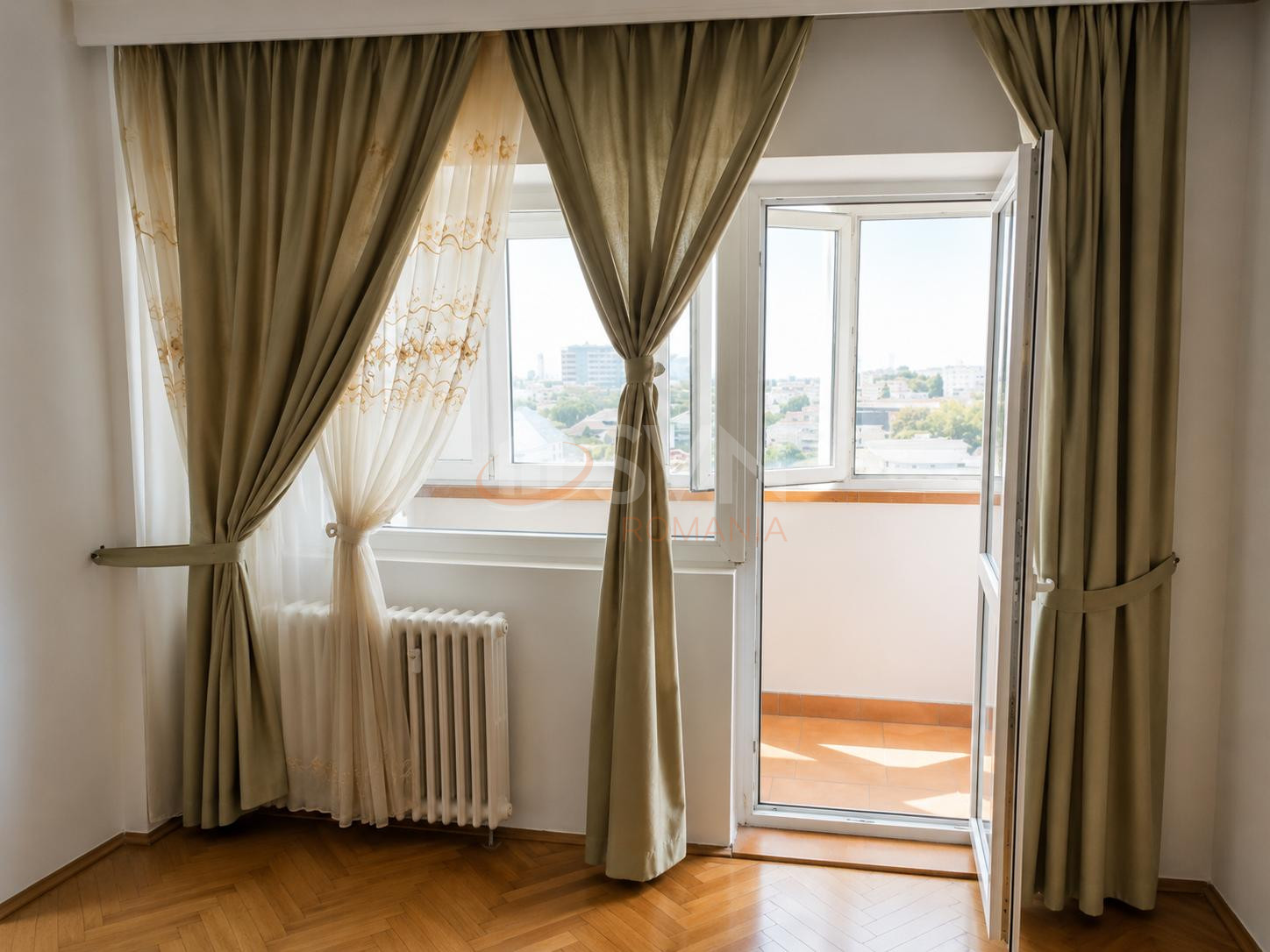 Apartament, 4 camere Bucuresti/Turda
