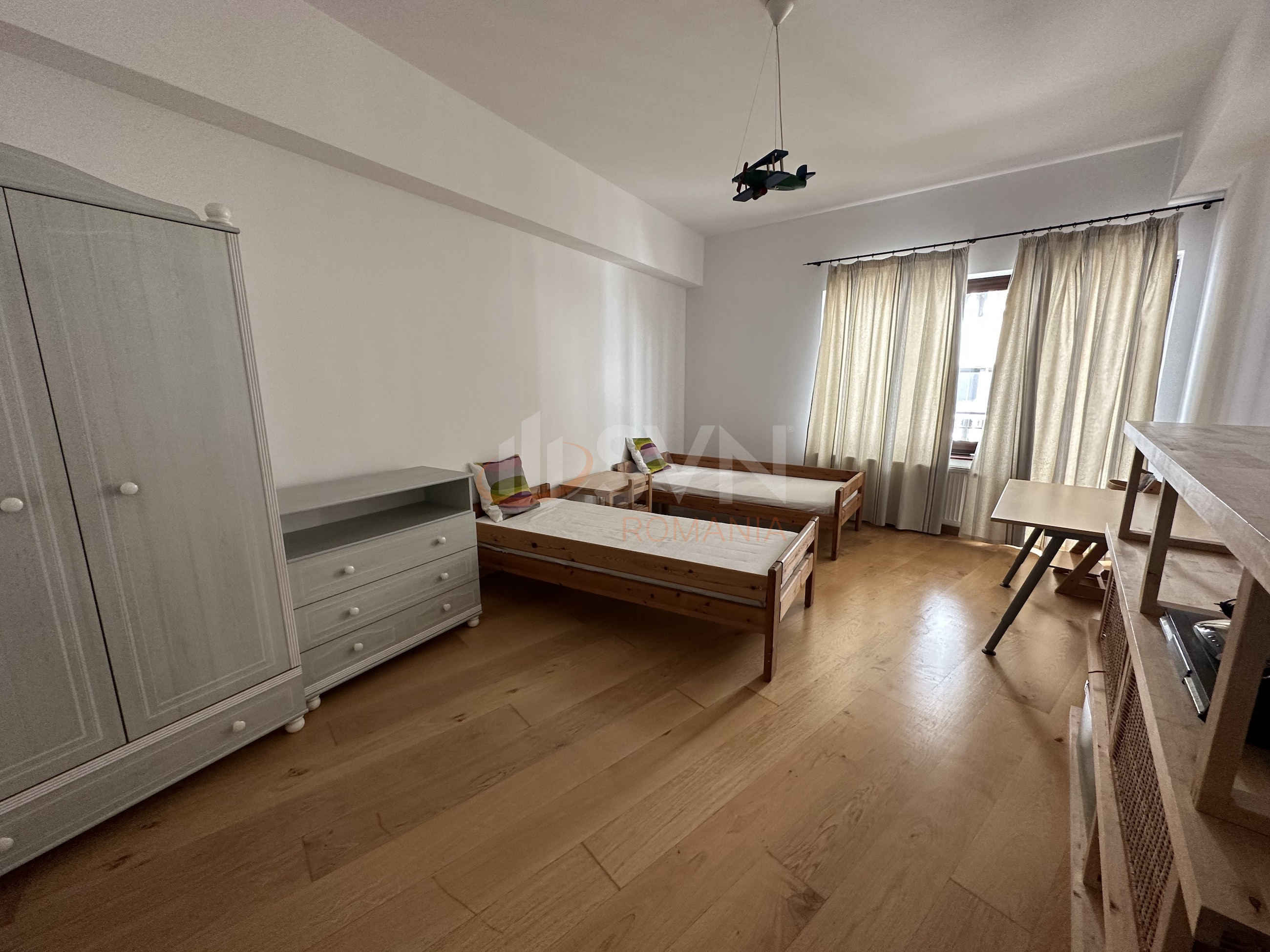Apartament, 4 camere Bucuresti/Herastrau