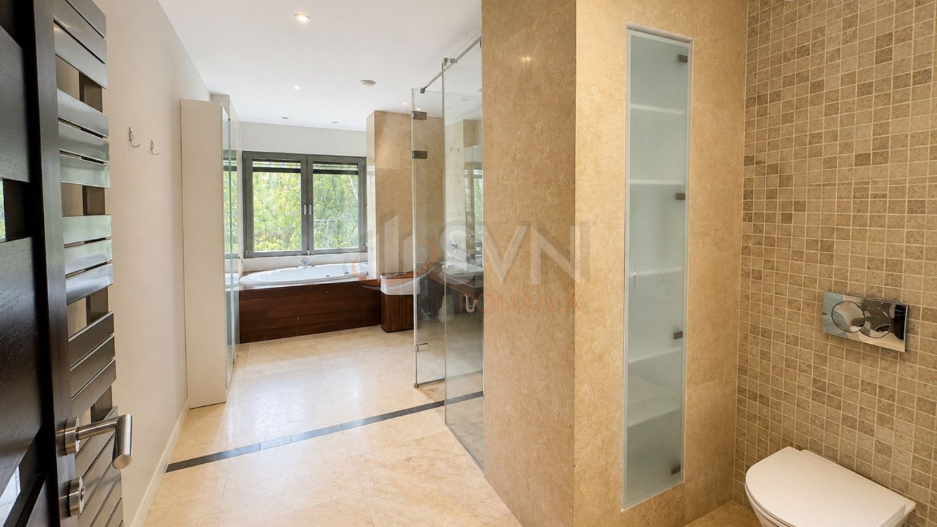 Apartament, 4 camere Bucuresti/Baneasa