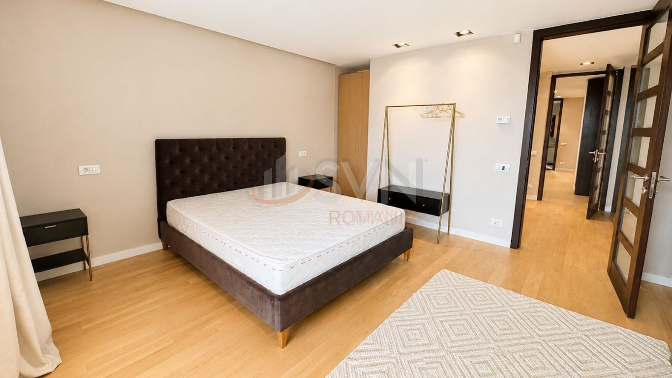 Apartament, 4 camere Bucuresti/Baneasa
