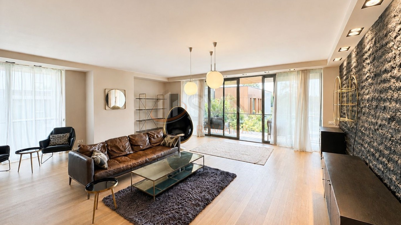 Apartament, 4 camere Bucuresti/Baneasa
