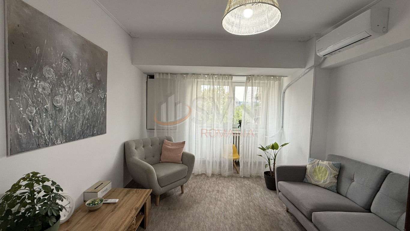 Apartament, 4 camere Bucuresti/P-ta Unirii