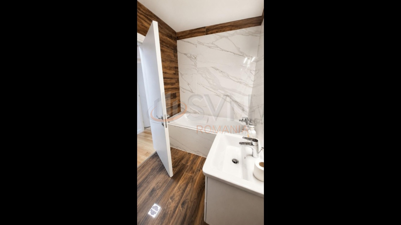 Apartament, 4 camere Bucuresti/Centrul Civic