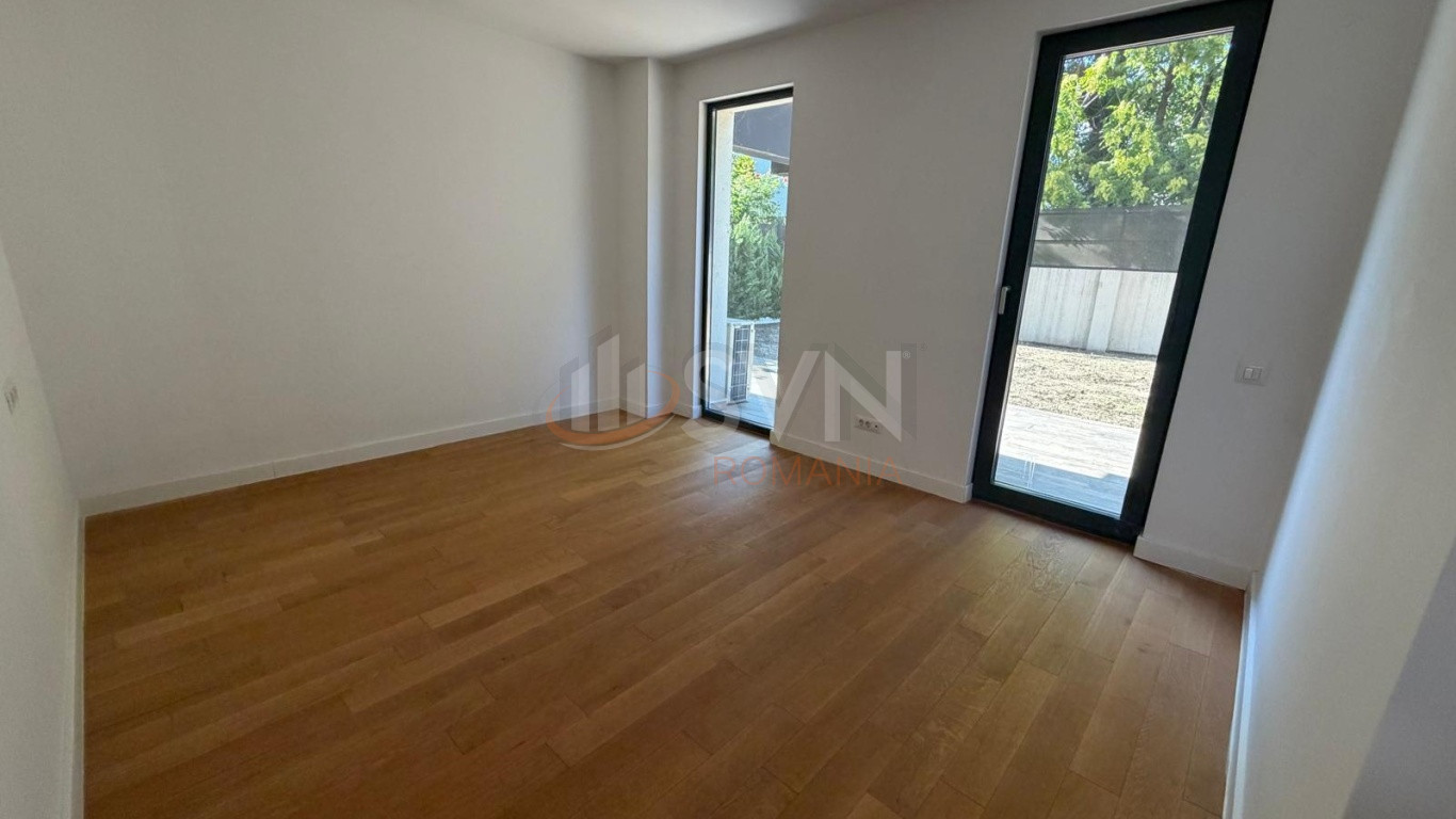 Apartament, 4 camere Bucuresti/Centrul Civic