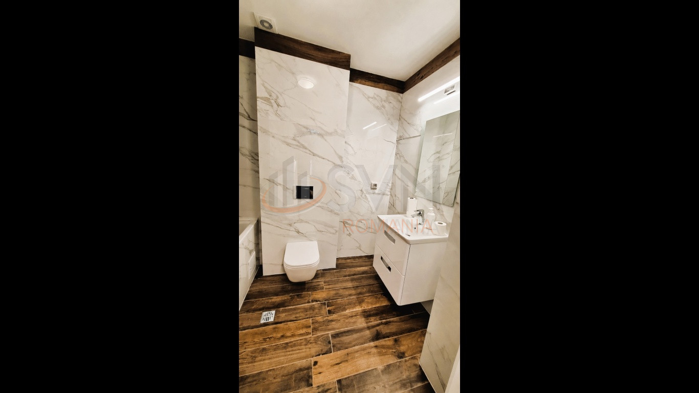 Apartament, 4 camere Bucuresti/Centrul Civic