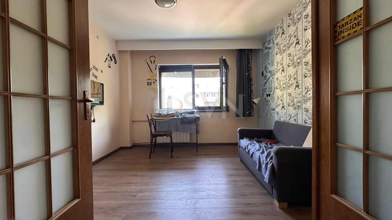Apartament, 4 camere Bucuresti/Alba Iulia