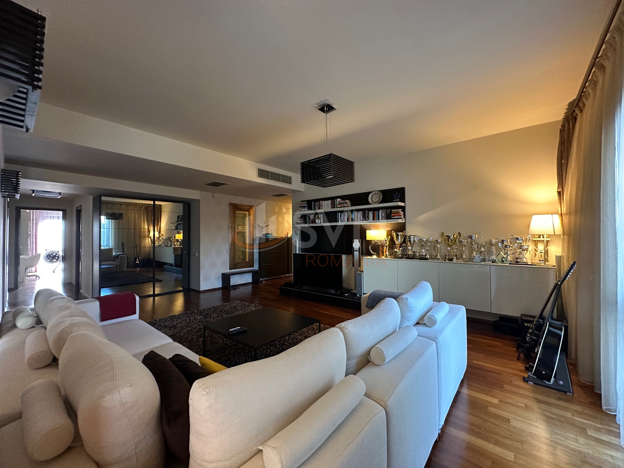 Apartament, 4 camere Bucuresti/Baneasa