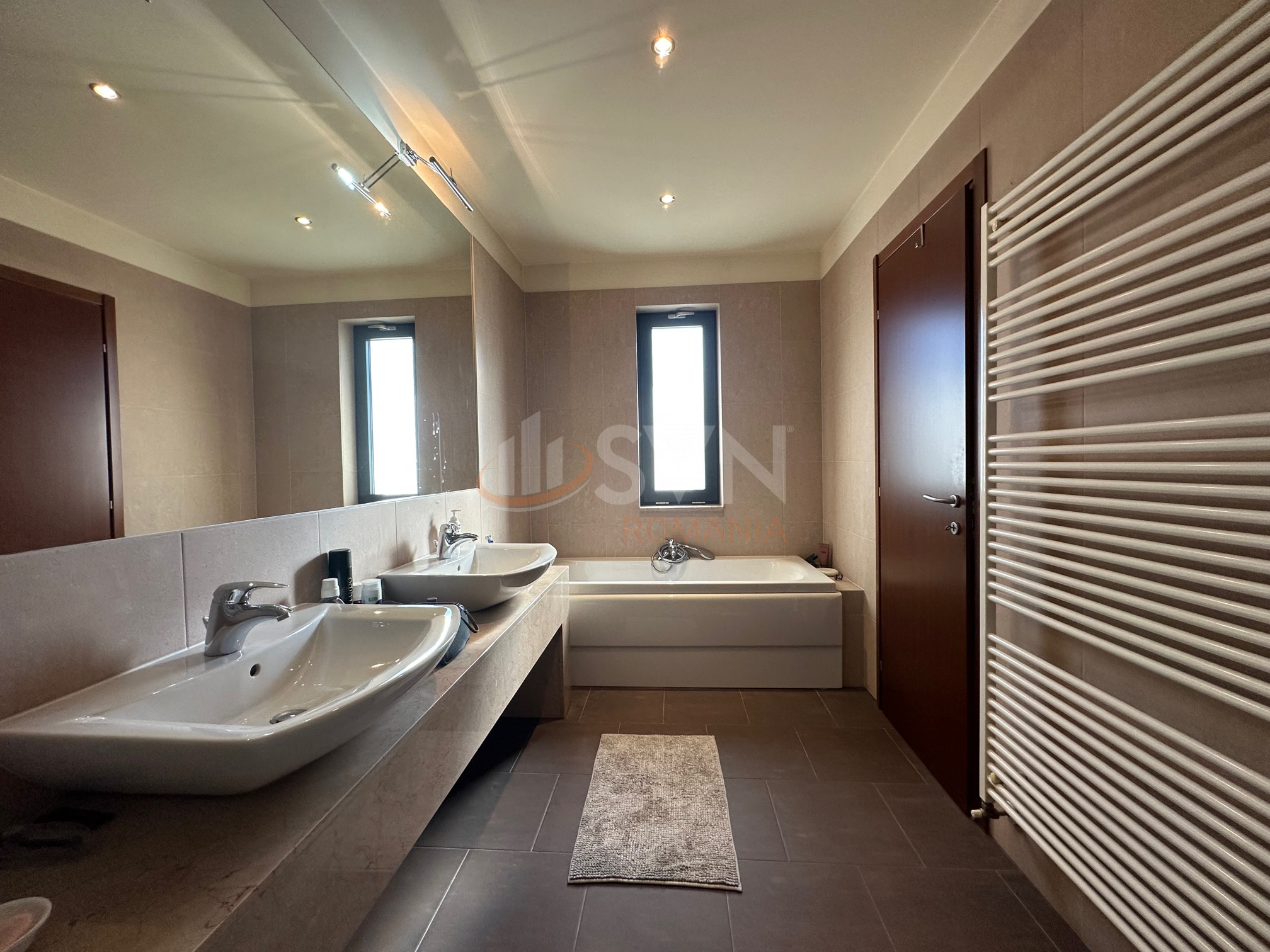 Apartament, 4 camere Bucuresti/Baneasa