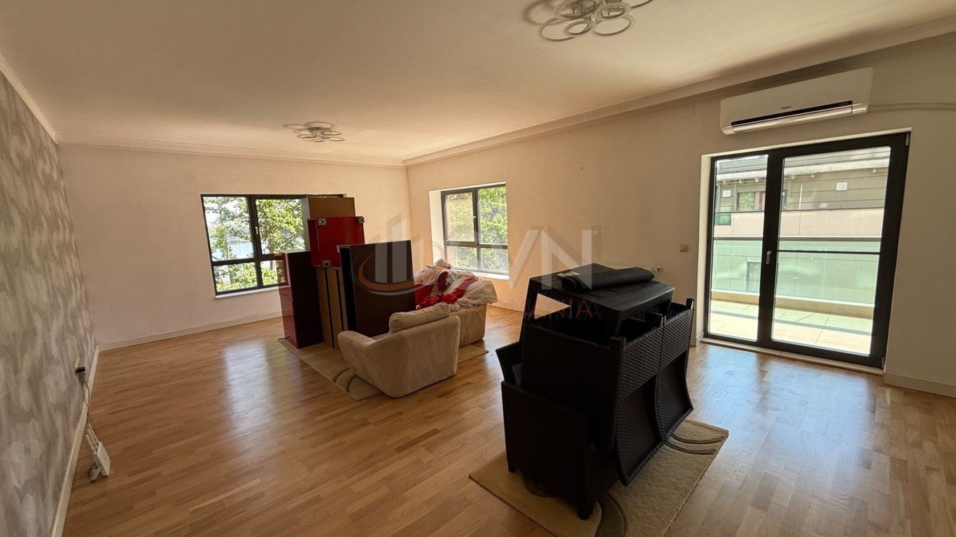 Apartament, 4 camere Bucuresti/Lacul Tei