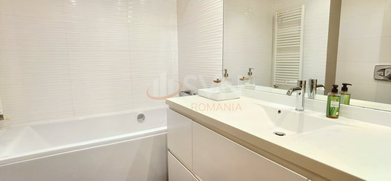 Apartament, 4 camere Bucuresti/Piata Victoriei