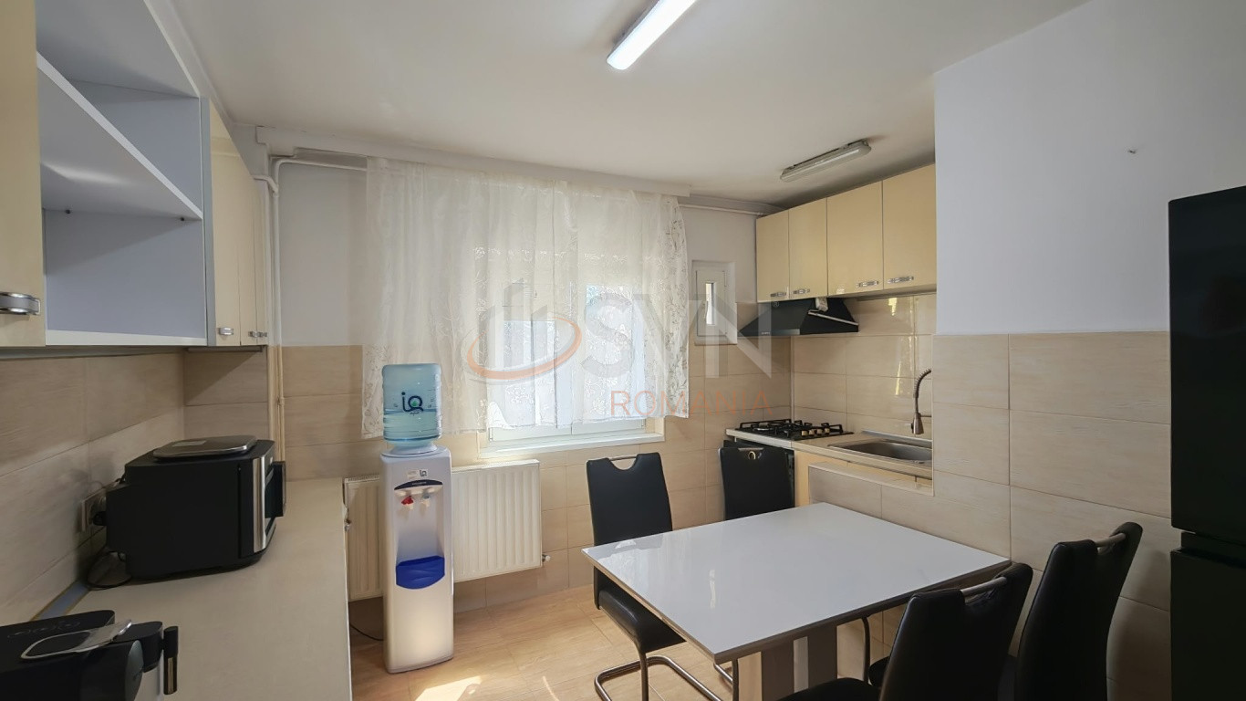 Apartament, 4 camere Bucuresti/P-ta Alba Iulia