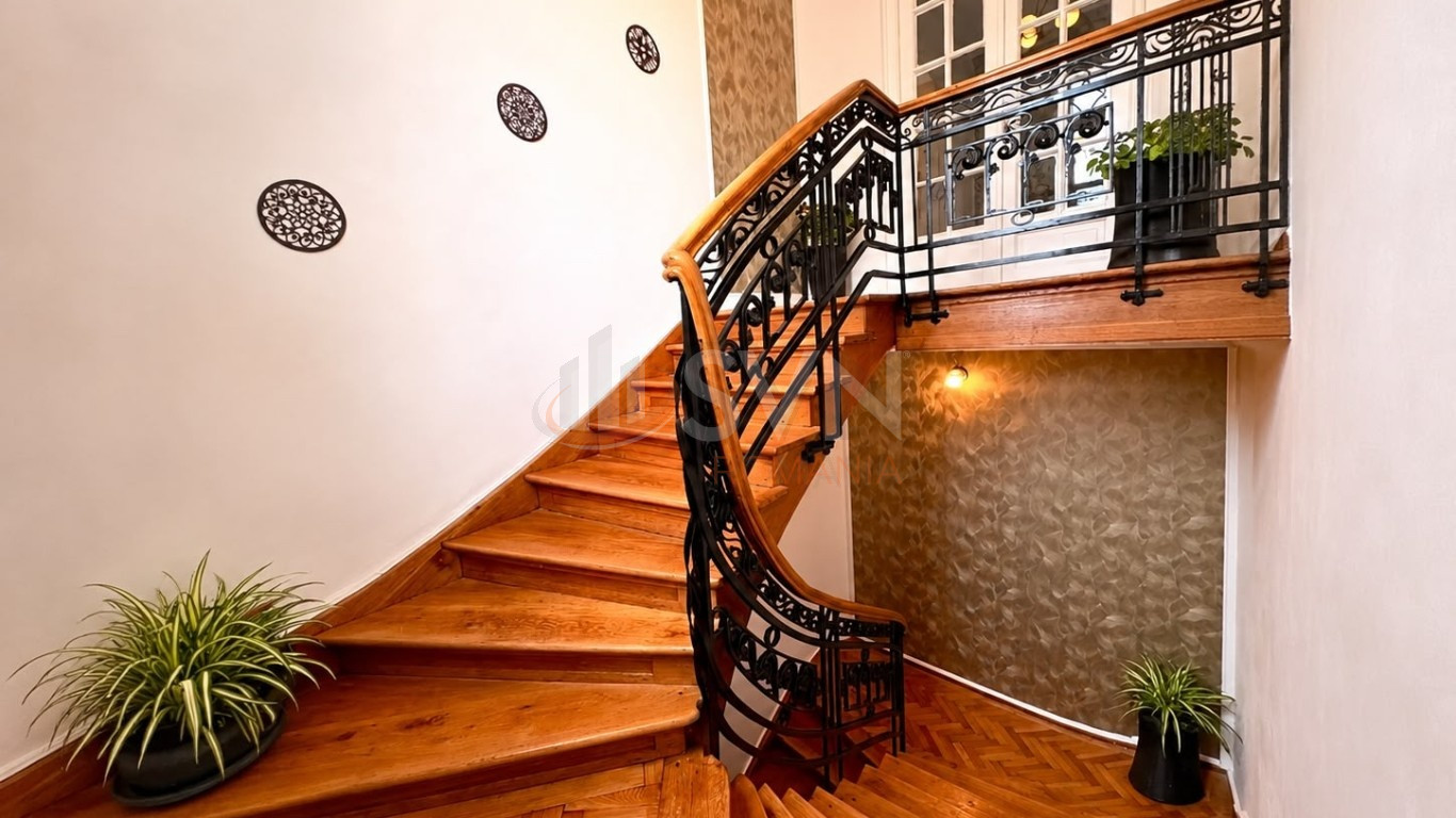 Apartament, 4 camere Bucuresti/Universitate