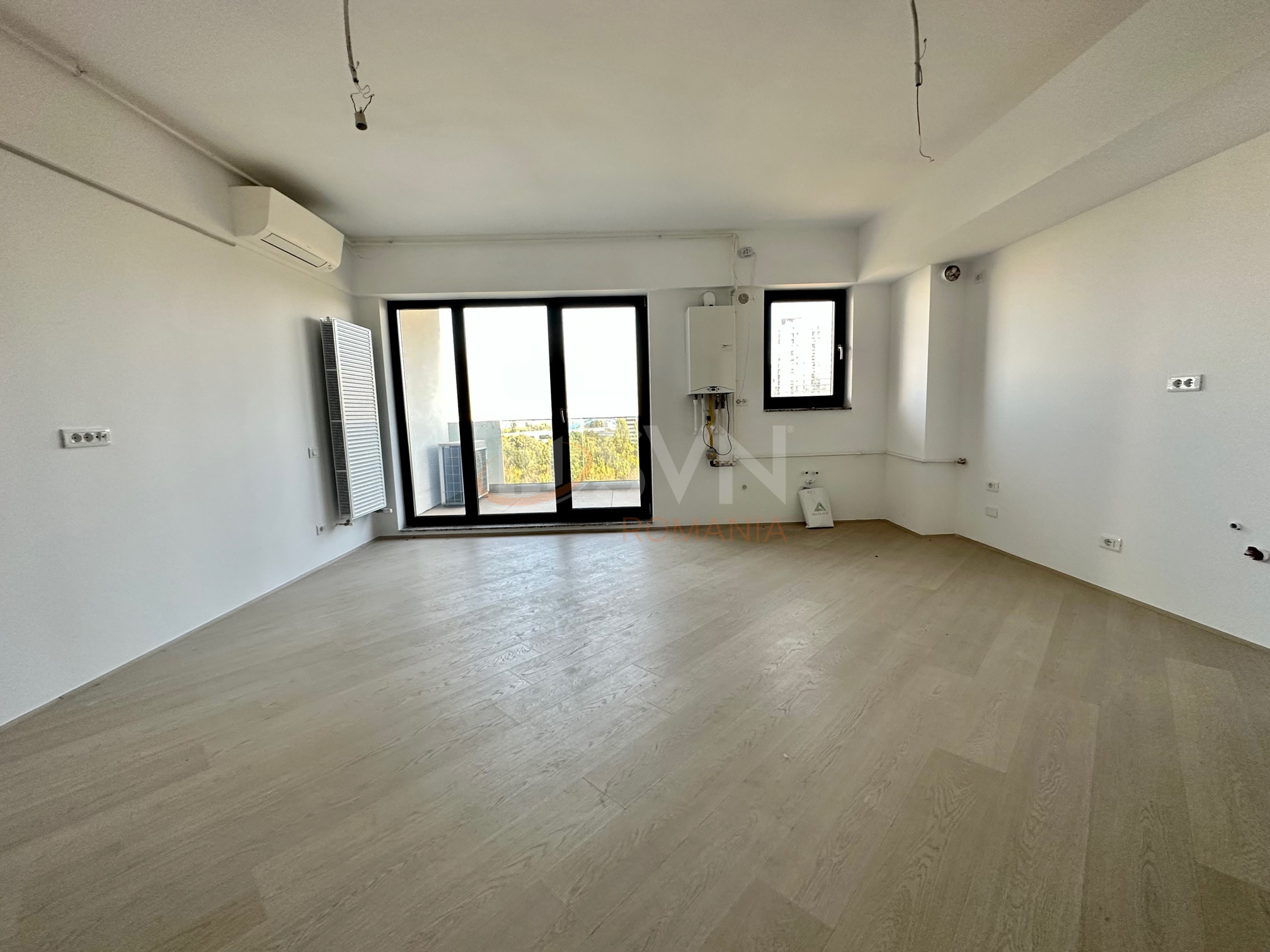 Apartament, 4 camere Bucuresti/Vacaresti