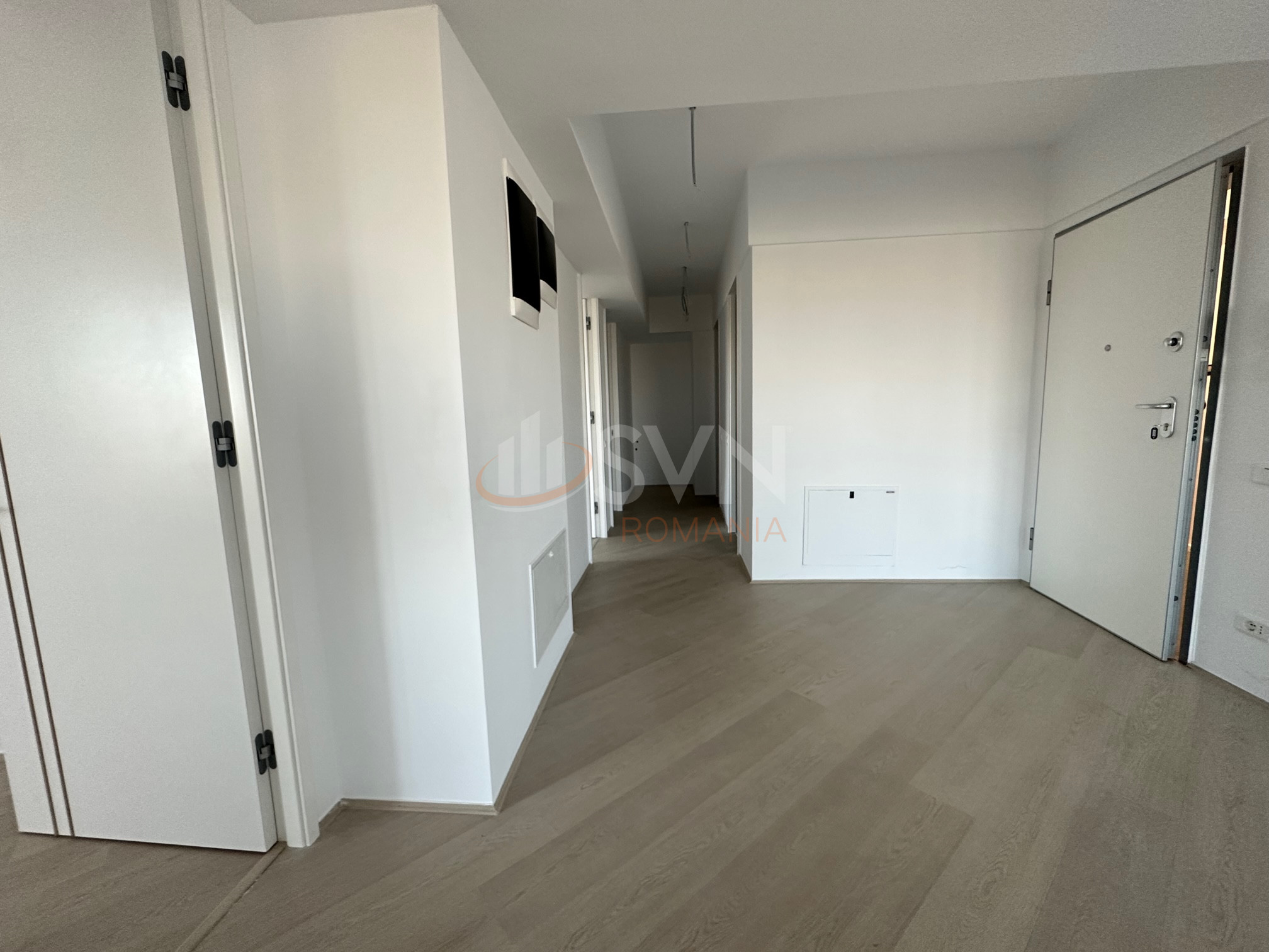 Apartament, 4 camere Bucuresti/Vacaresti