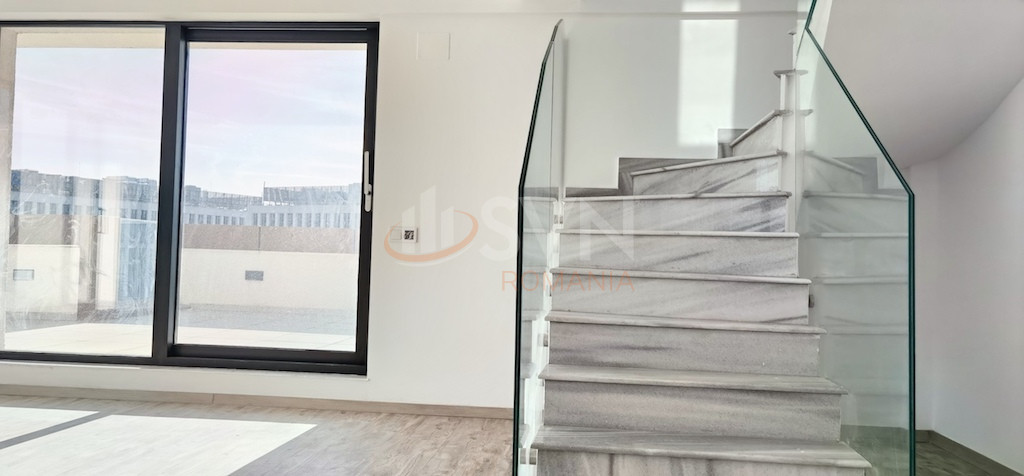 Apartament, 4 camere Bucuresti/Piata Unirii (s3)