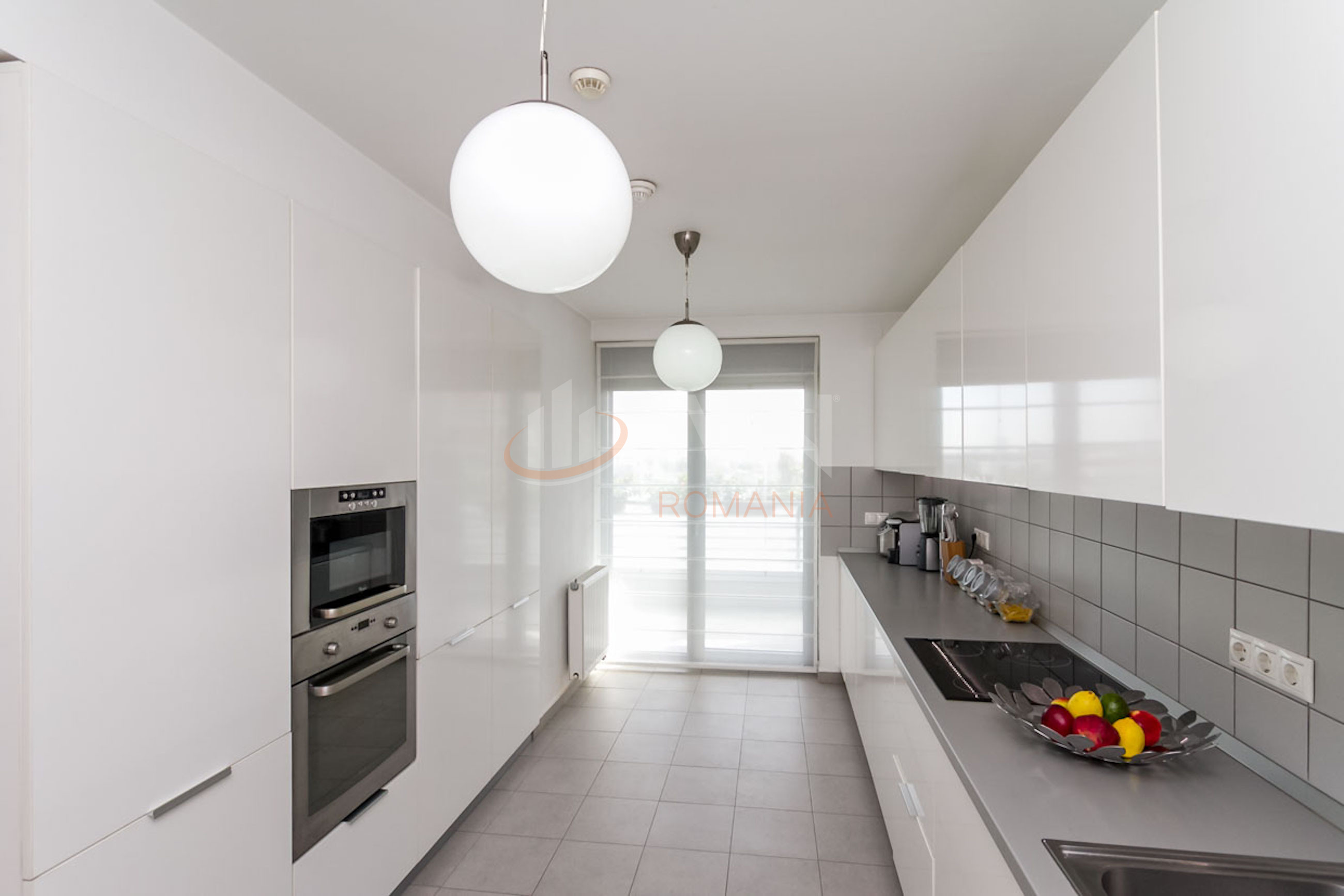 Apartament, 4 camere Bucuresti/Sisesti