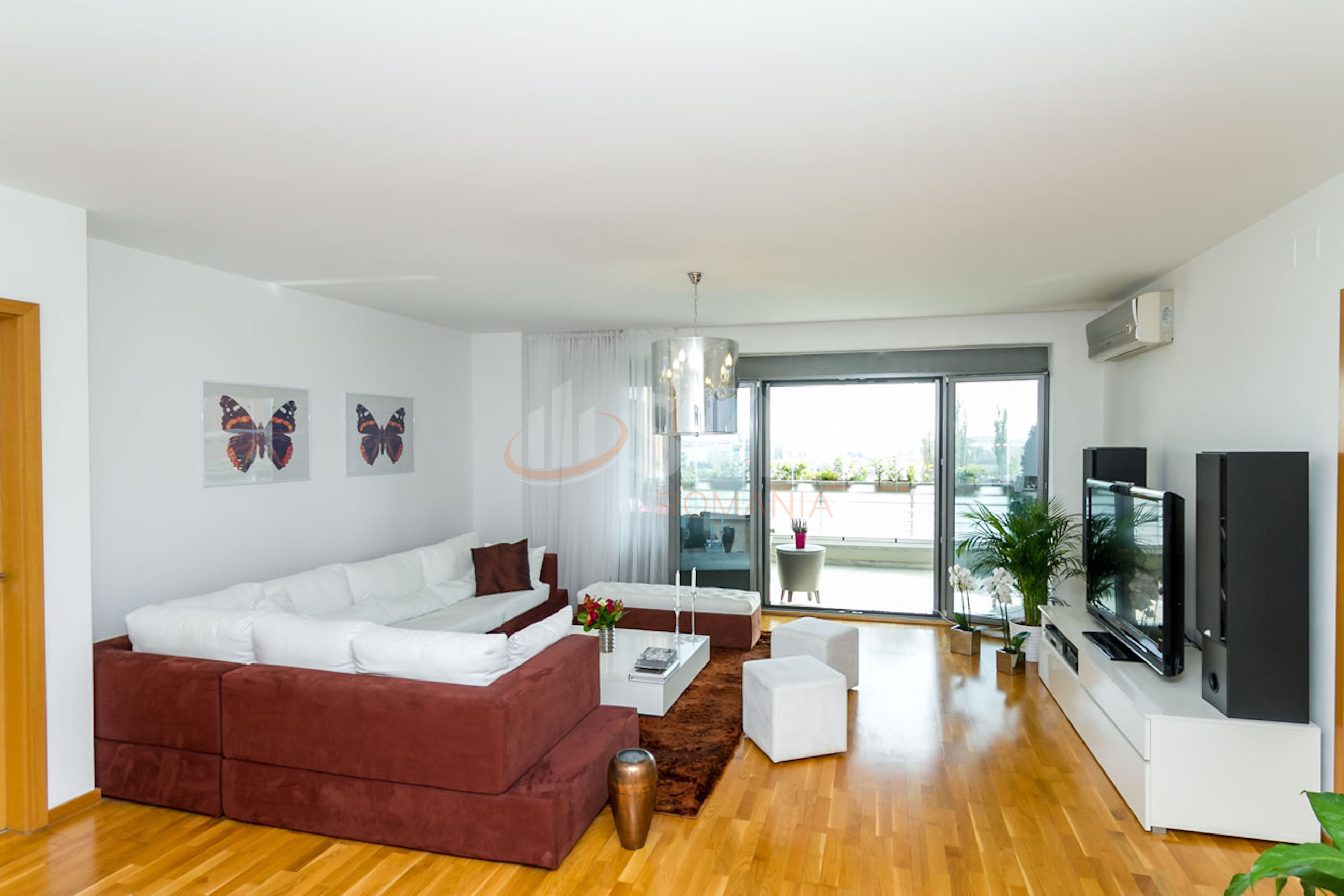 Apartament, 4 camere Bucuresti/Sisesti