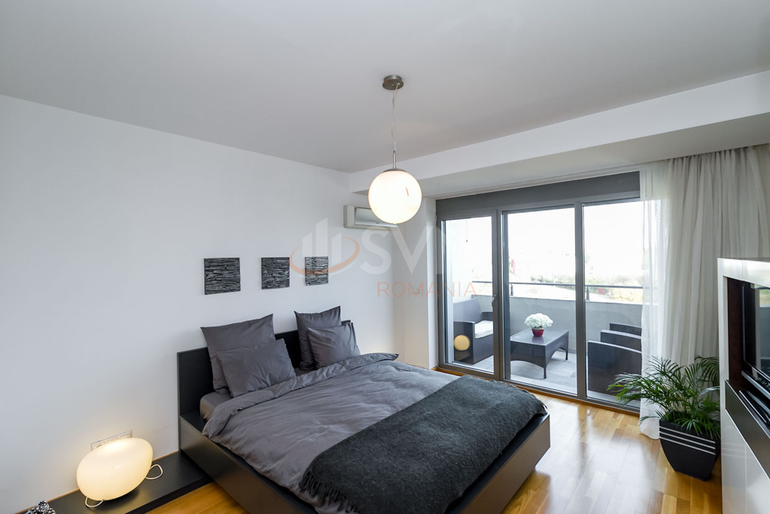 Apartament, 4 camere Bucuresti/Sisesti