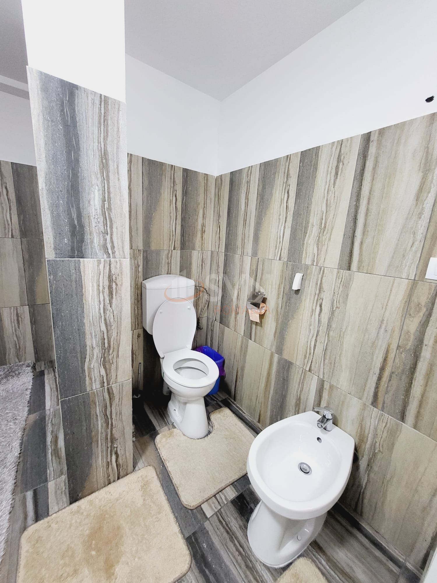 Apartament, 4 camere Bucuresti/Piata Universitatii