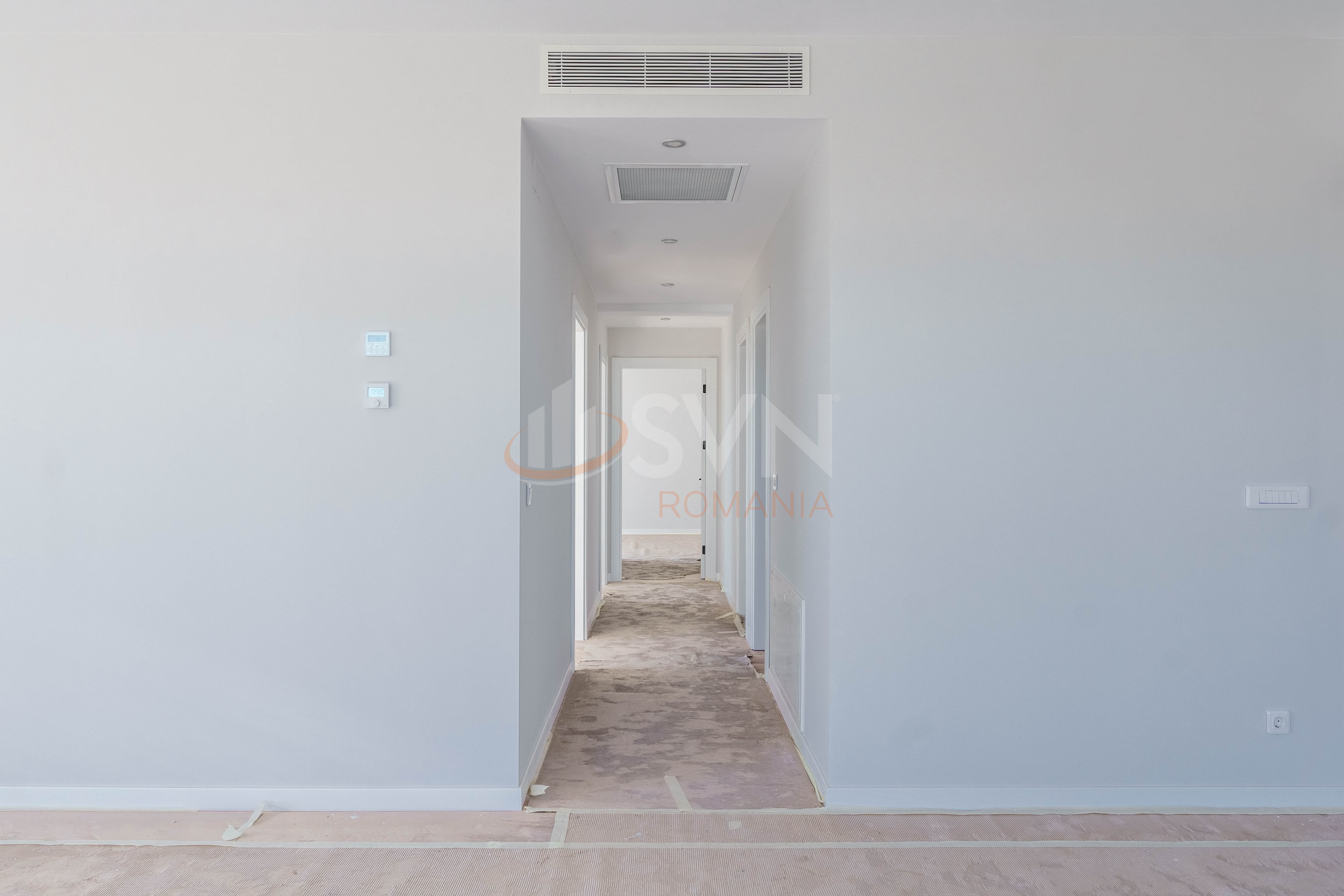 Apartament, 4 camere Bucuresti/Straulesti