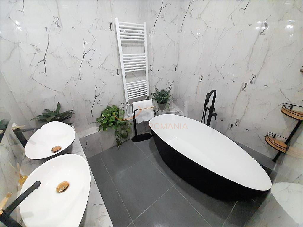 Apartament, 4 camere Bucuresti/Calea Victoriei