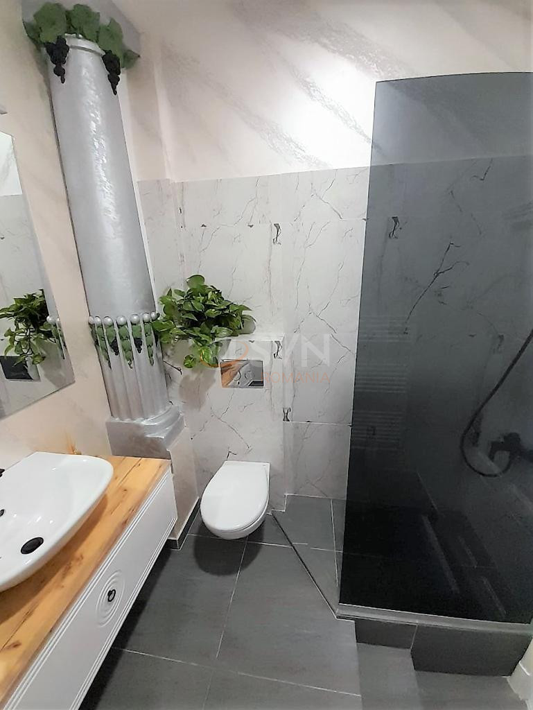 Apartament, 4 camere Bucuresti/Calea Victoriei