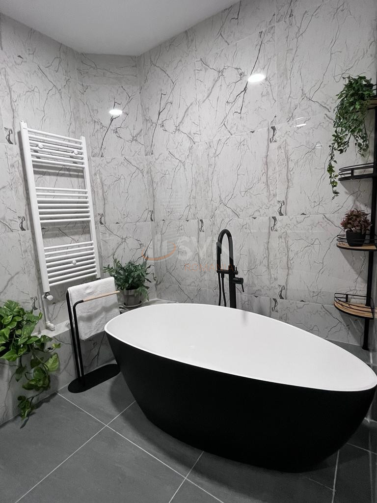 Apartament, 4 camere Bucuresti/Calea Victoriei