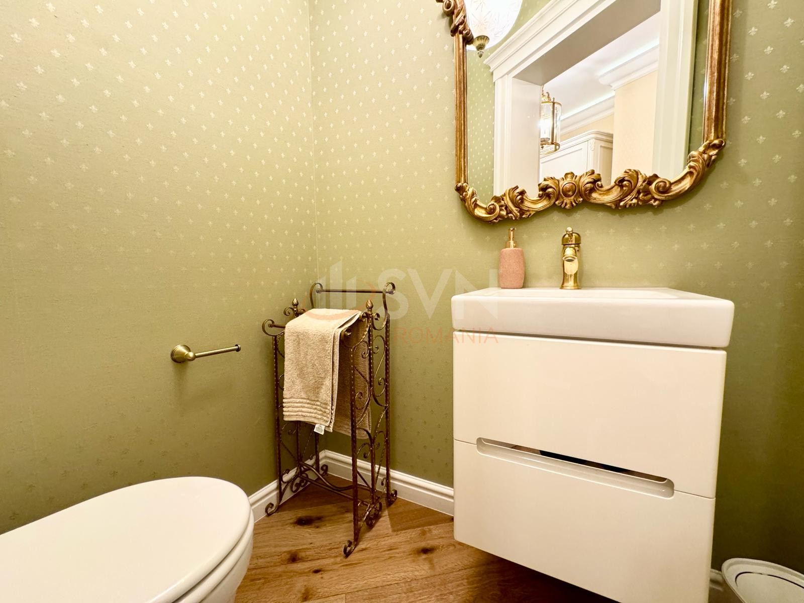 Apartament, 4 camere Bucuresti/Primaverii