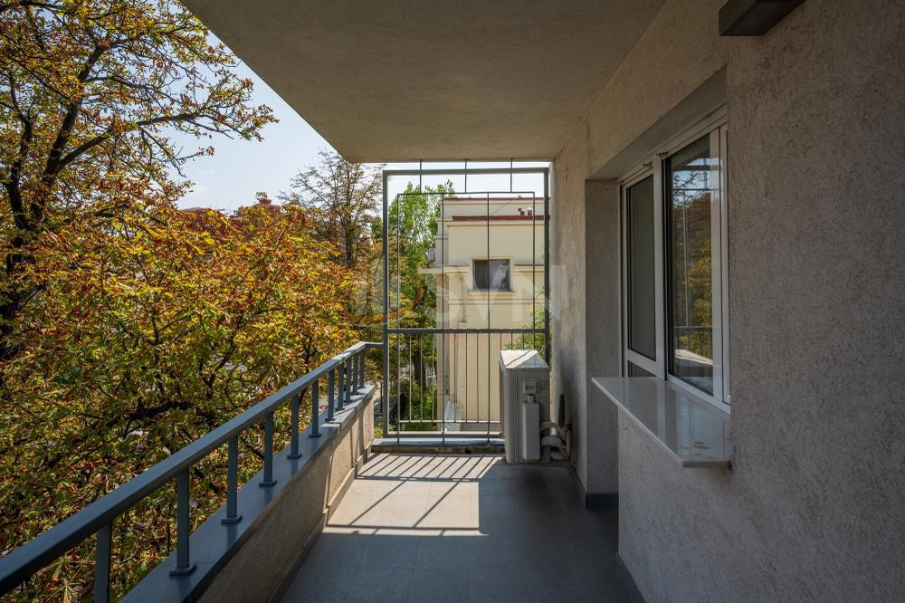 Apartament, 4 camere Bucuresti/Dacia