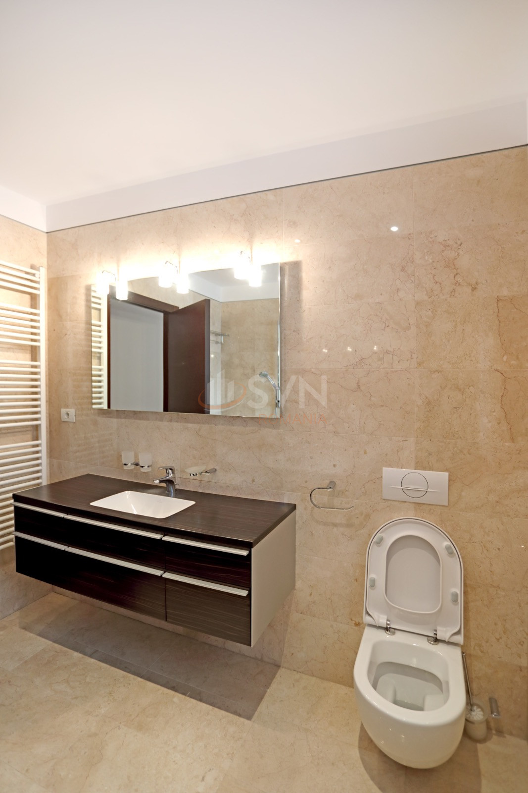 Apartament, 4 camere Bucuresti/Primaverii