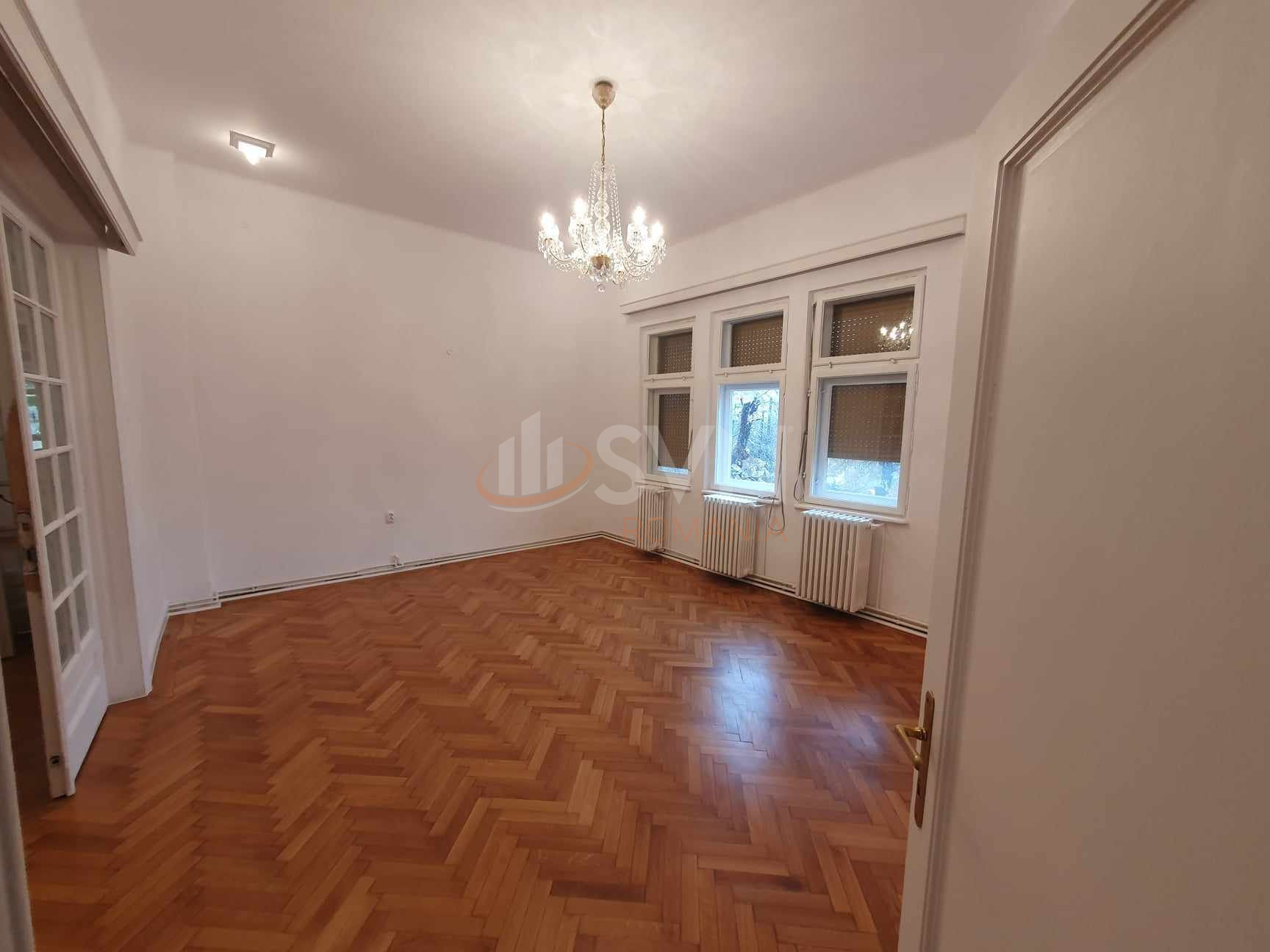 Apartament, 4 camere Bucuresti/Piata Unirii (s3)