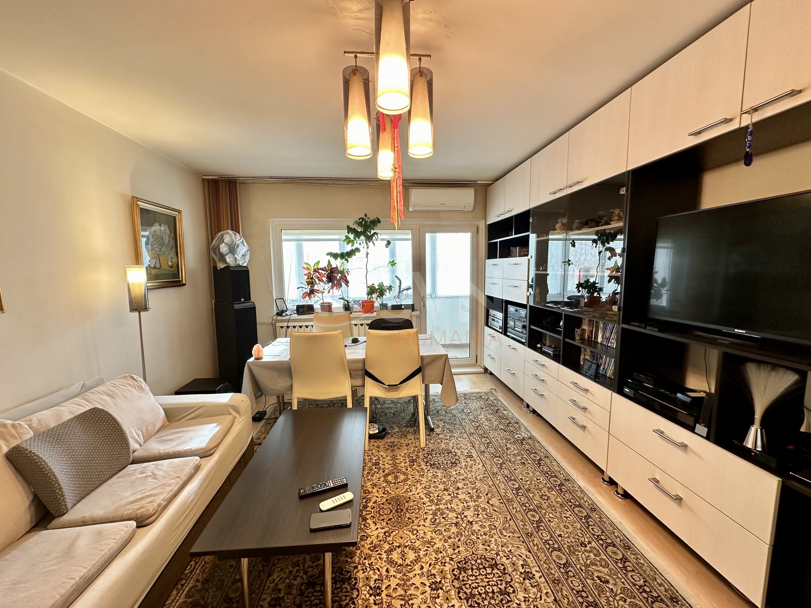 Apartament, 4 camere Bucuresti/Aviatiei