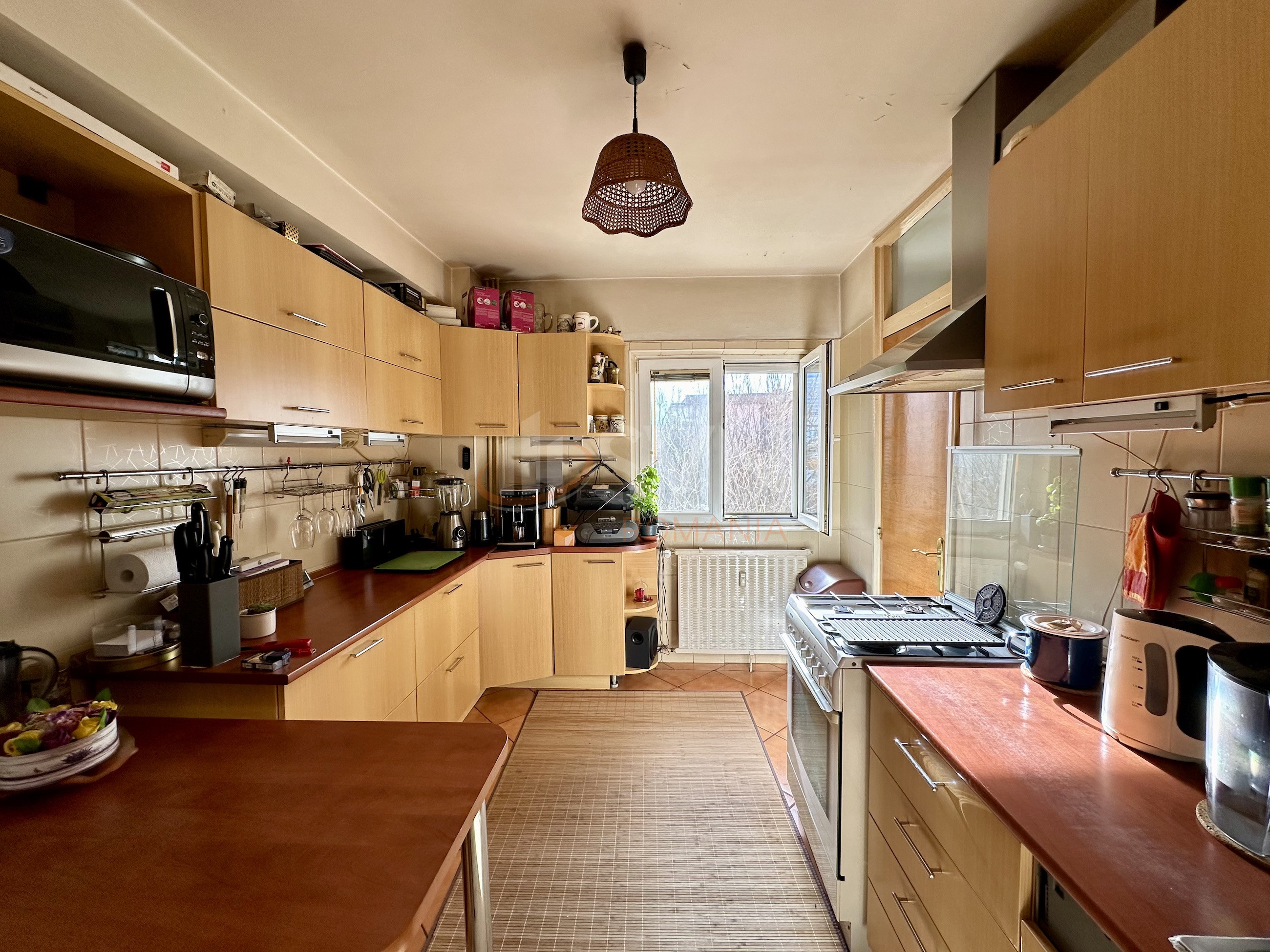 Apartament, 4 camere Bucuresti/Aviatiei