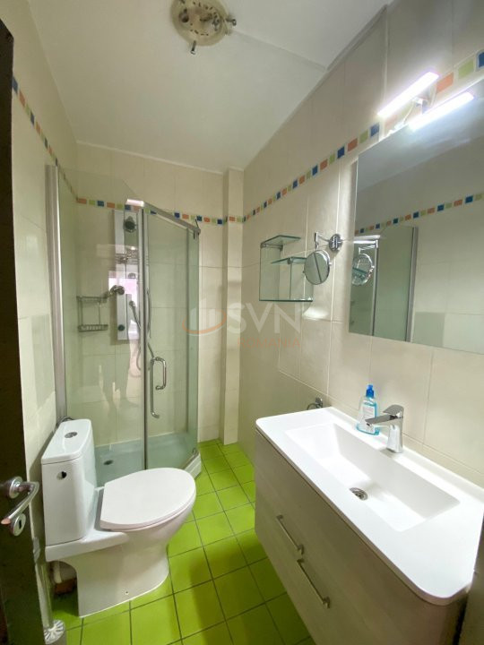 Apartament, 4 camere Bucuresti/Primaverii