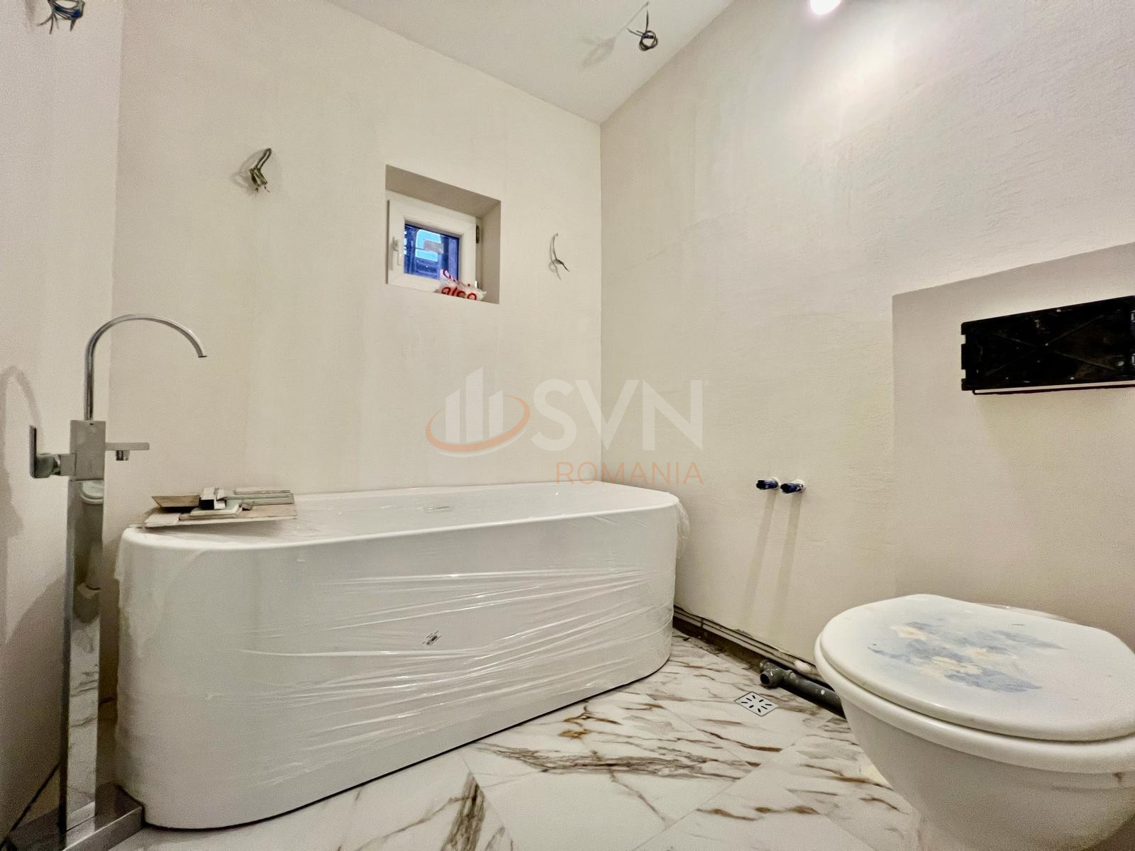 Apartament, 4 camere Bucuresti/Calea Calarasilor