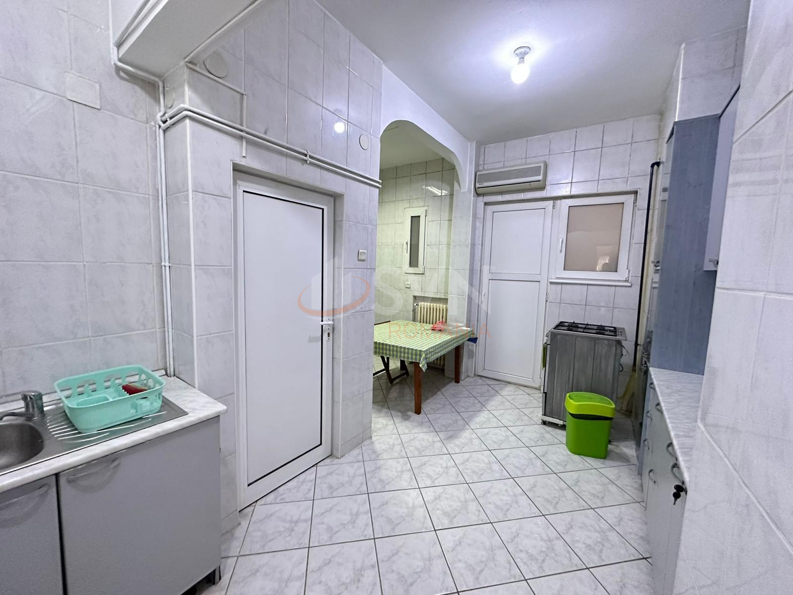 Apartament, 4 camere Bucuresti/Universitate (s1)