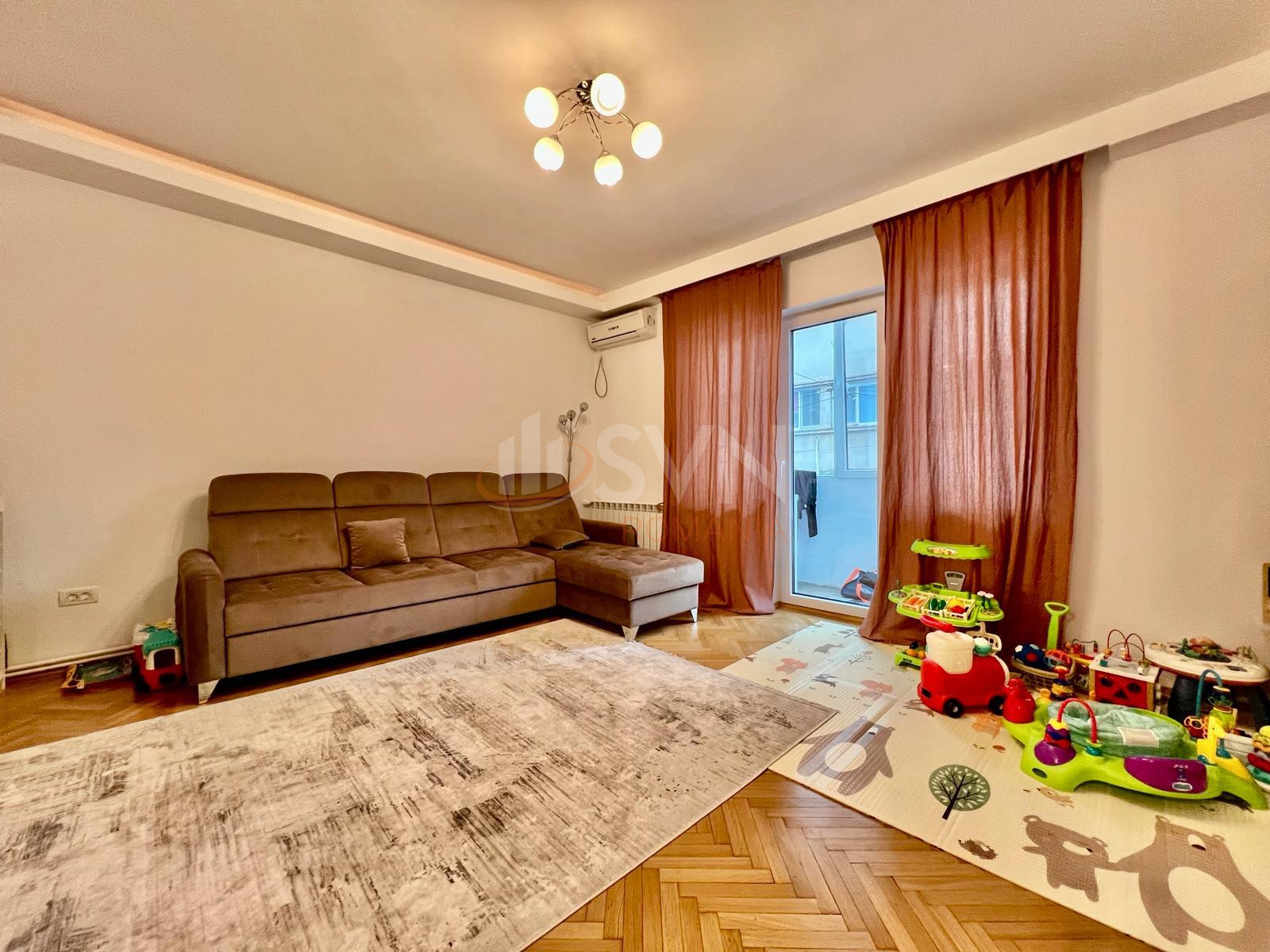 Apartament, 4 camere Bucuresti/Timpuri Noi