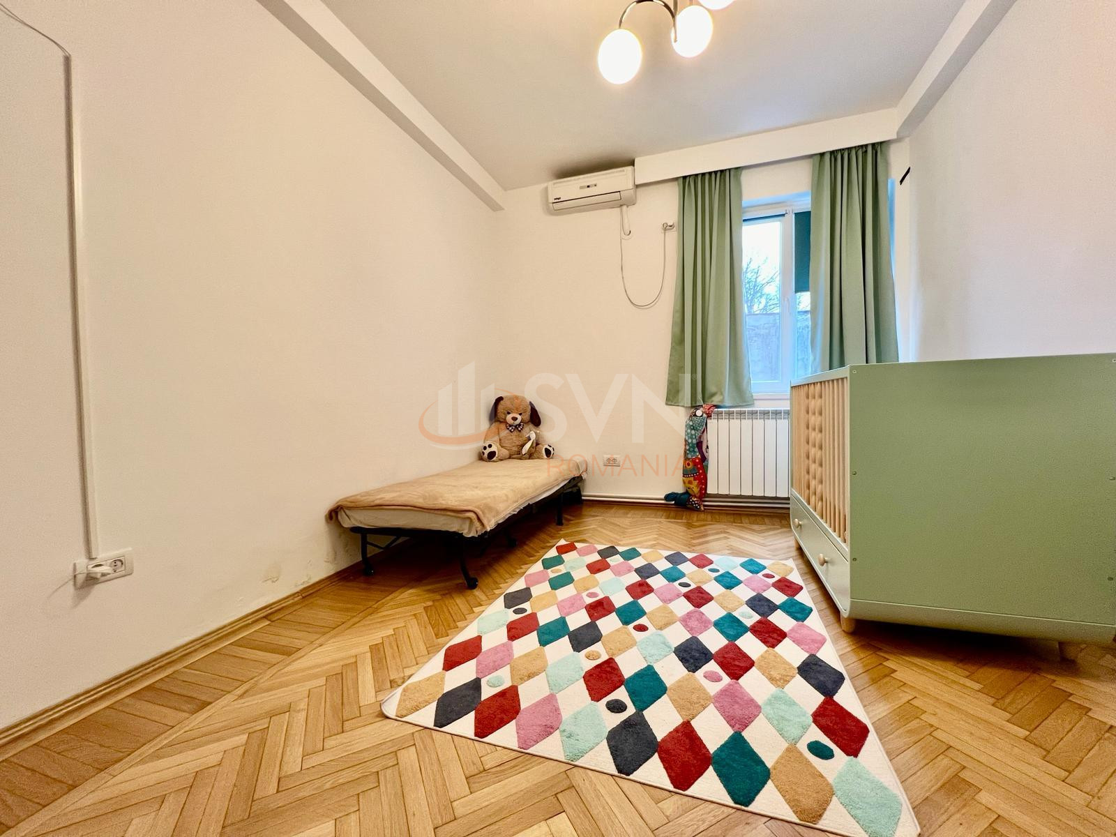 Apartament, 4 camere Bucuresti/Timpuri Noi