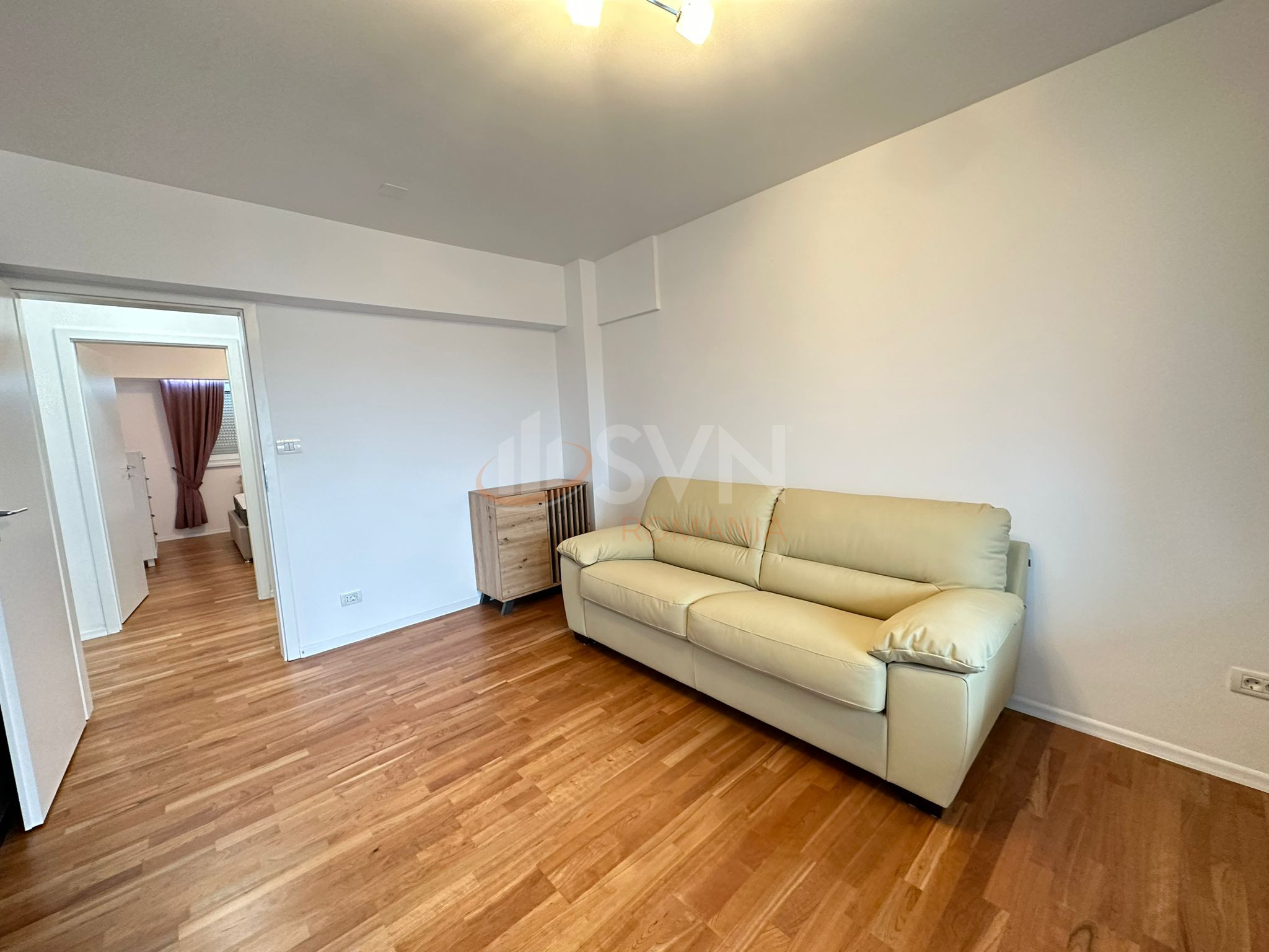 Apartament, 4 camere Bucuresti/Piata Universitatii