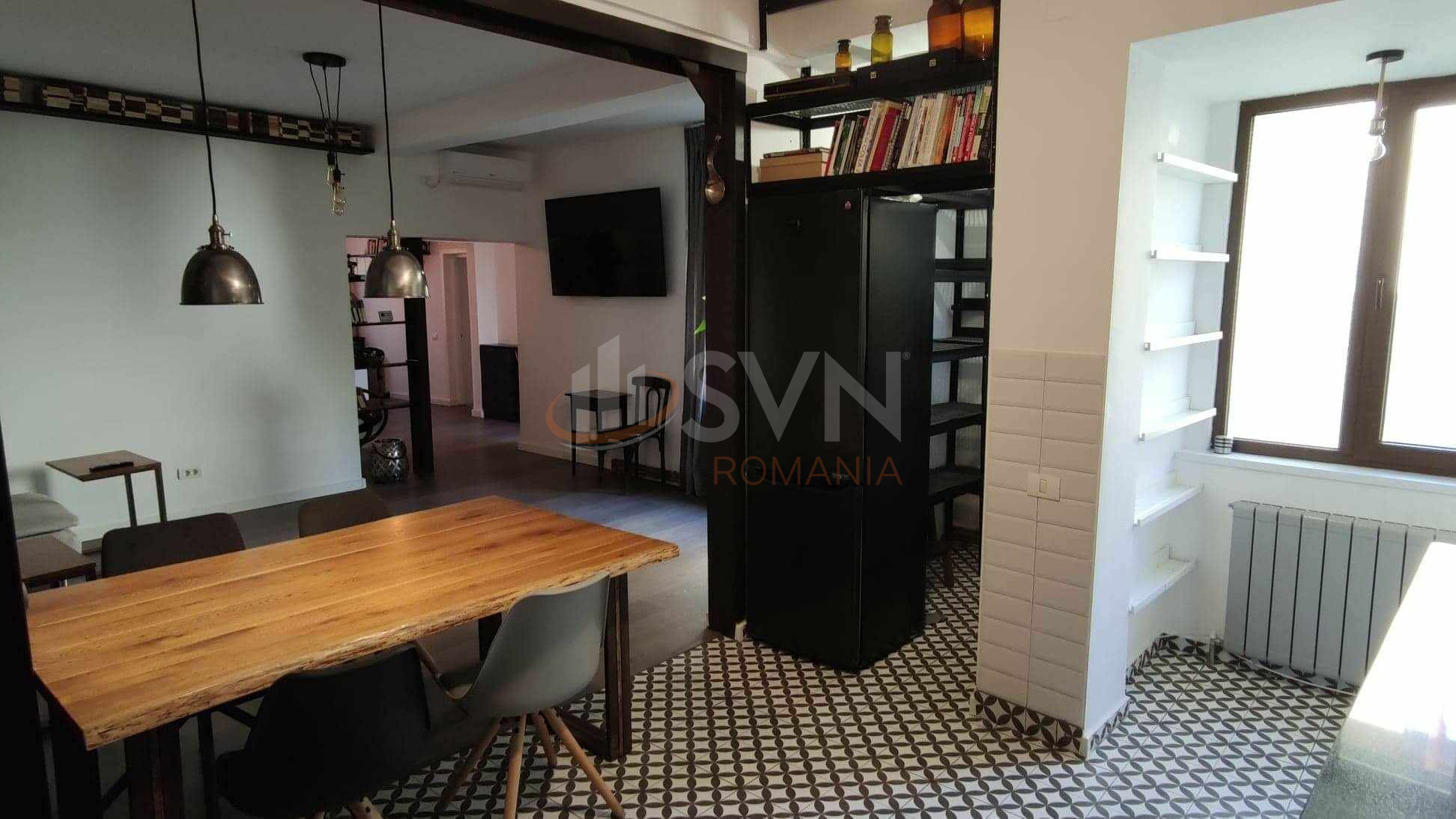 Apartament, 4 camere Bucuresti/Piata Victoriei